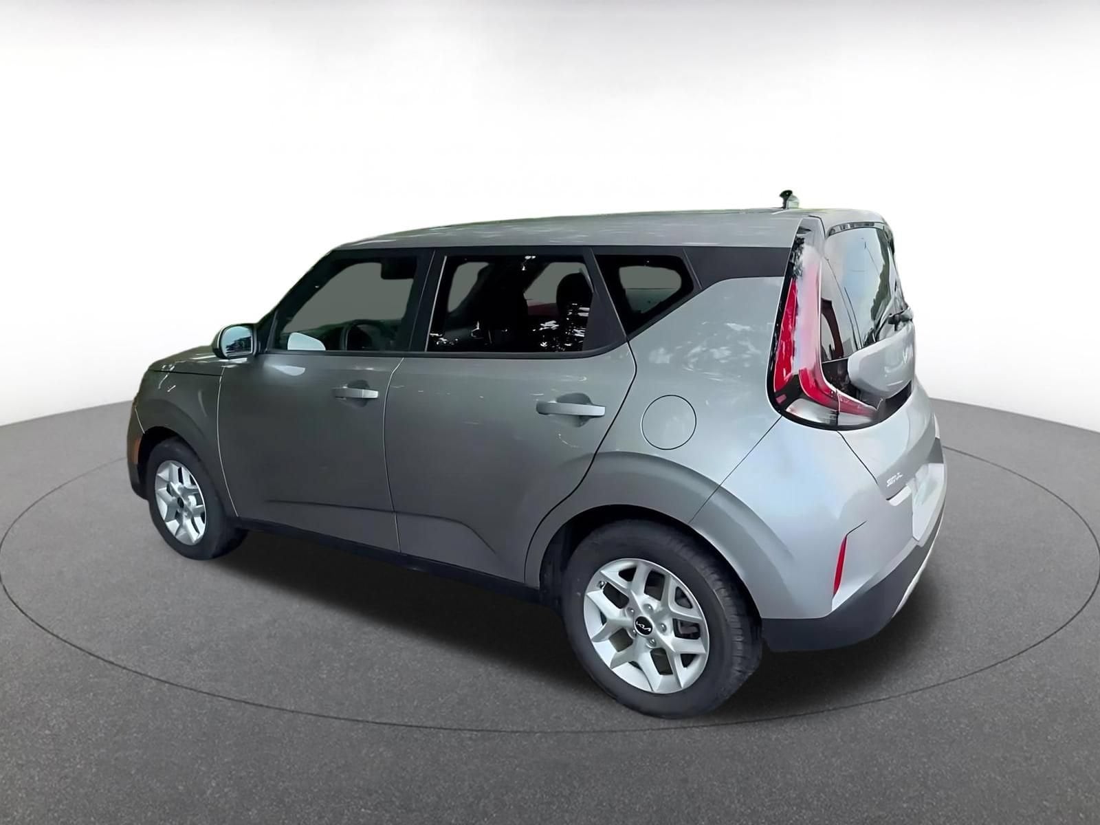 Thumbnail: 2025 Kia Soul - 8