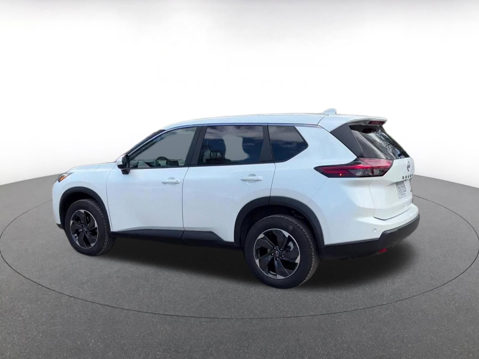 Thumbnail: 2025 Nissan Rogue - 12