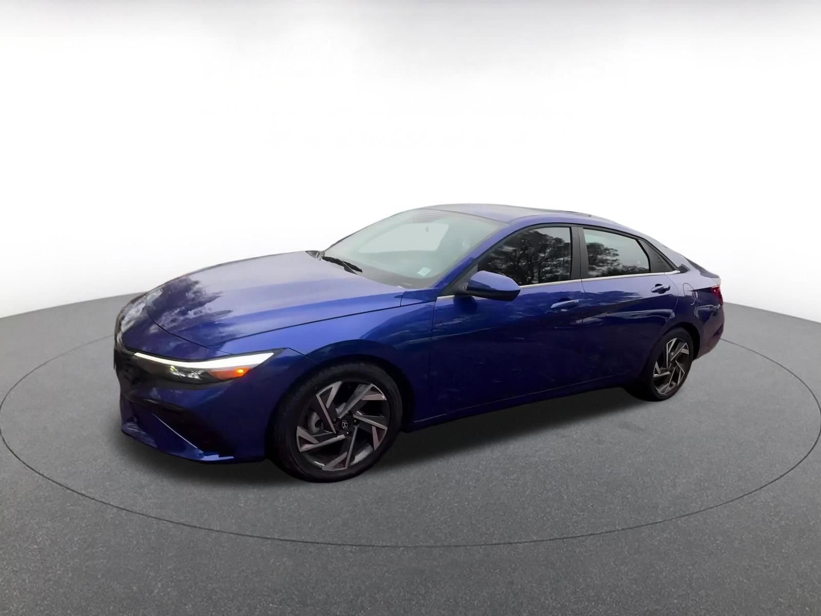 Thumbnail: 2025 Hyundai Elantra - 8