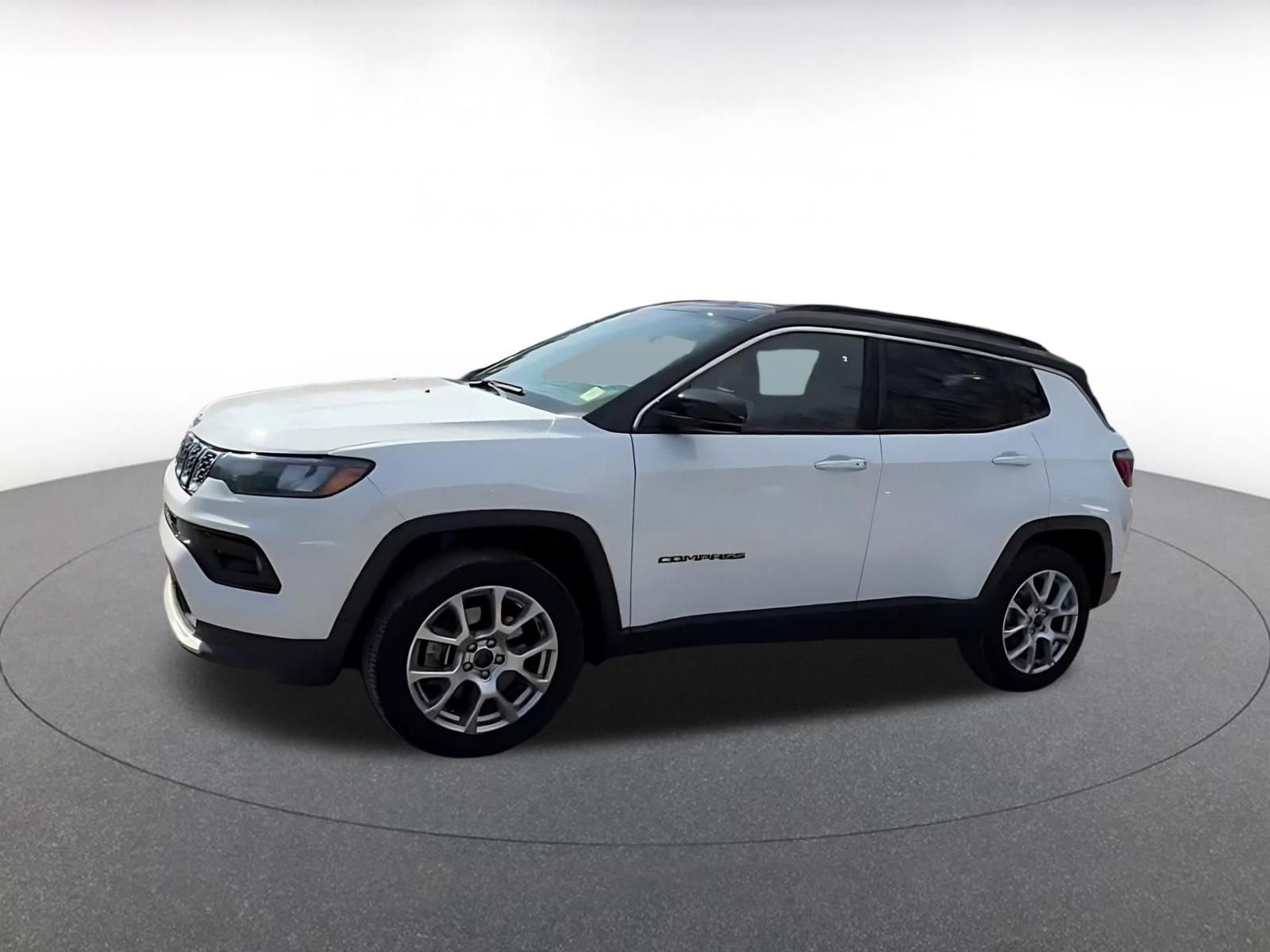 Thumbnail: 2025 Jeep Compass - 8