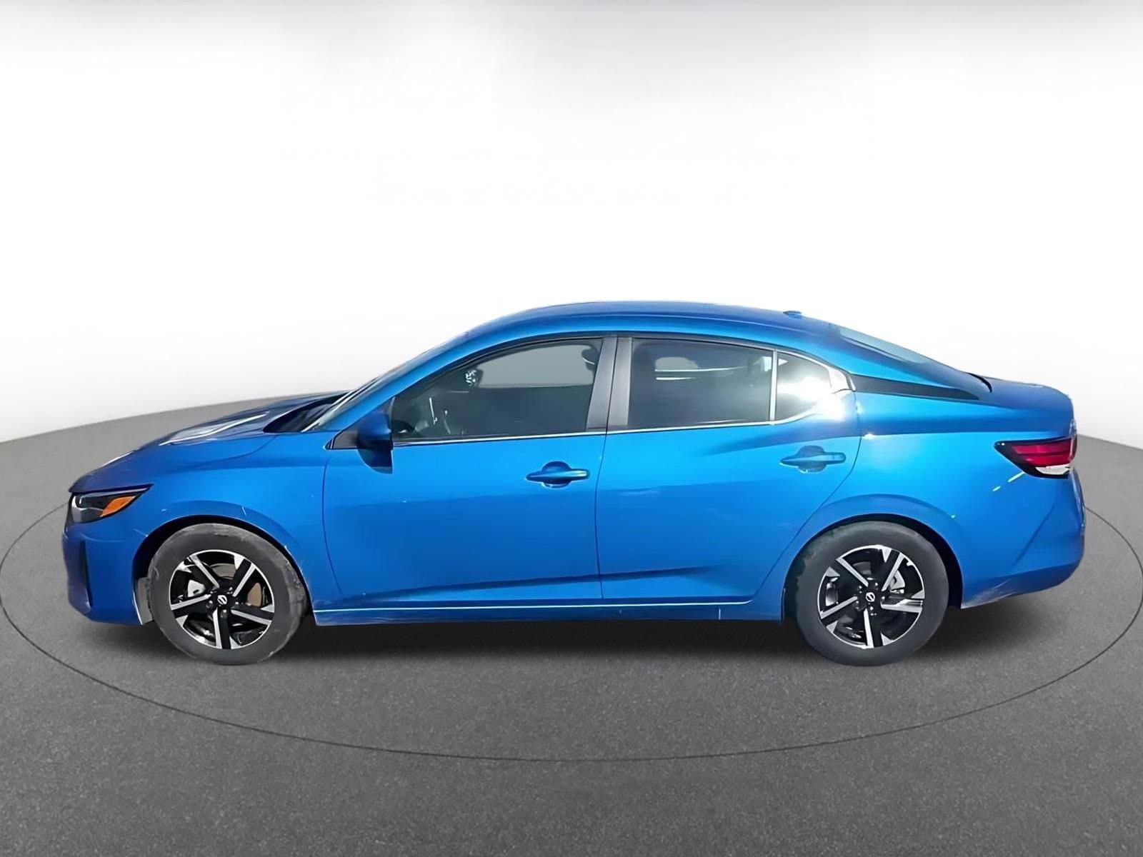 Thumbnail: 2025 Nissan Sentra - 8
