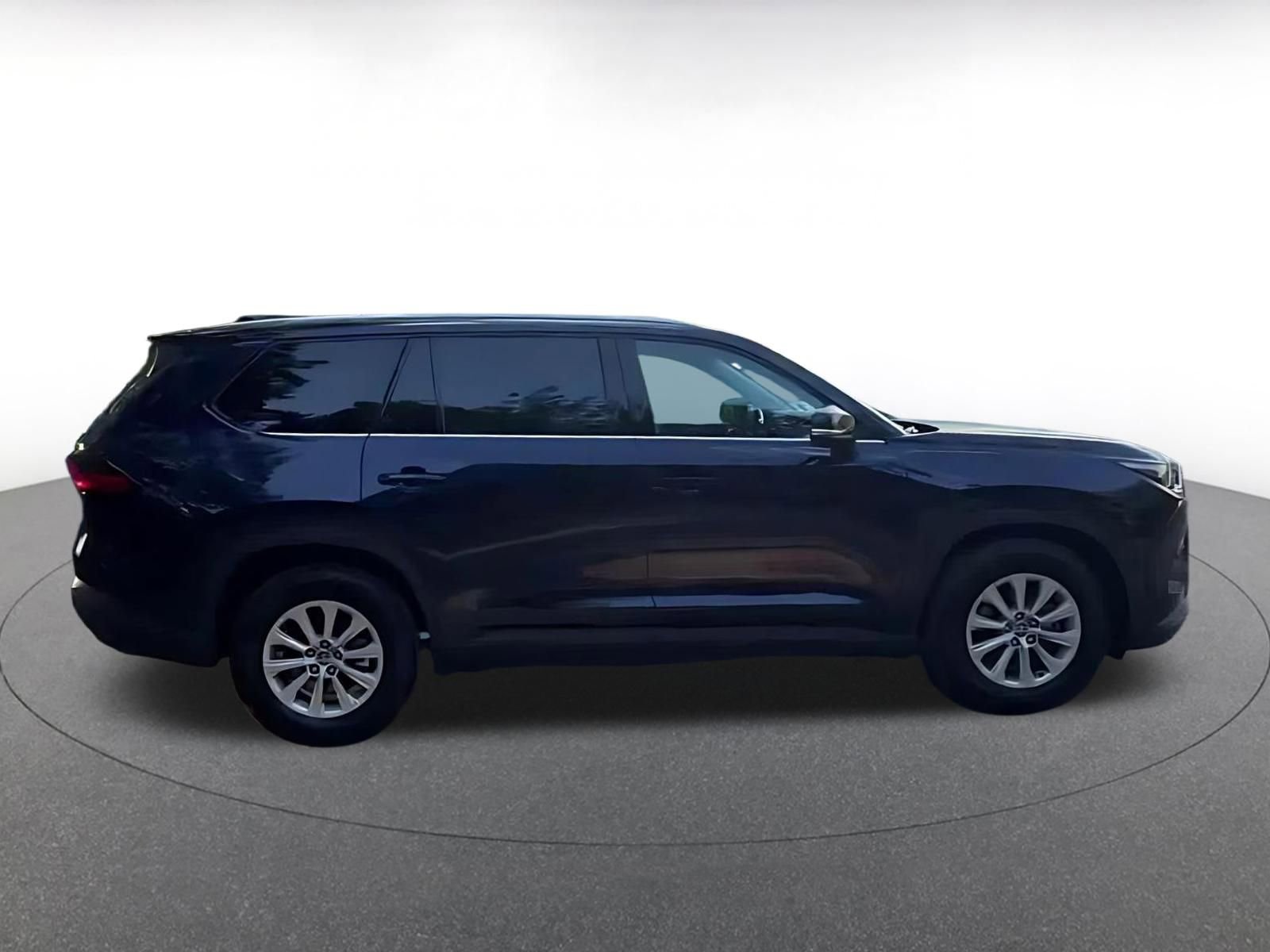 Thumbnail: 2025 Toyota Grand Highlander - 15