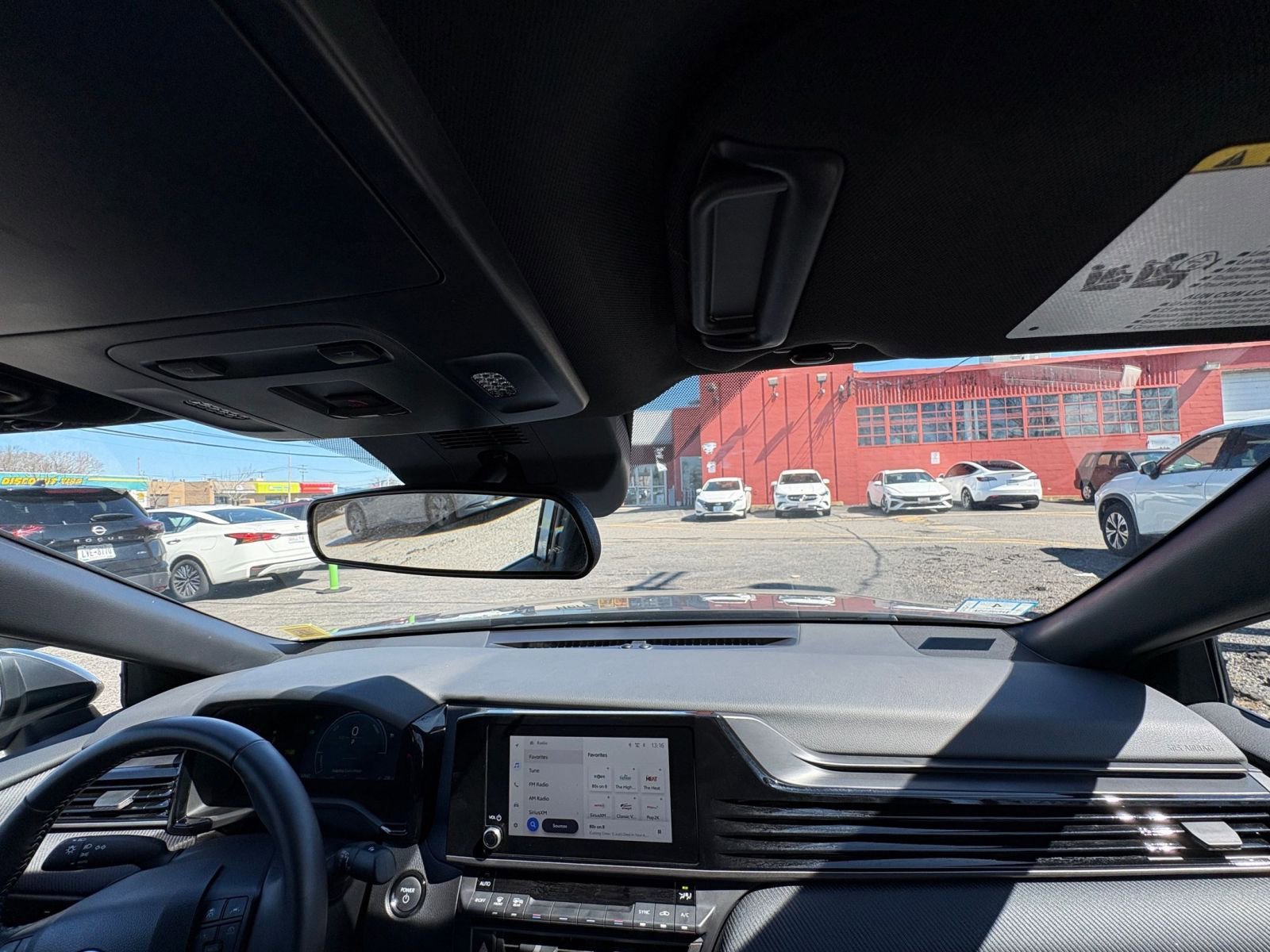 Thumbnail: 2025 Toyota Camry - 30