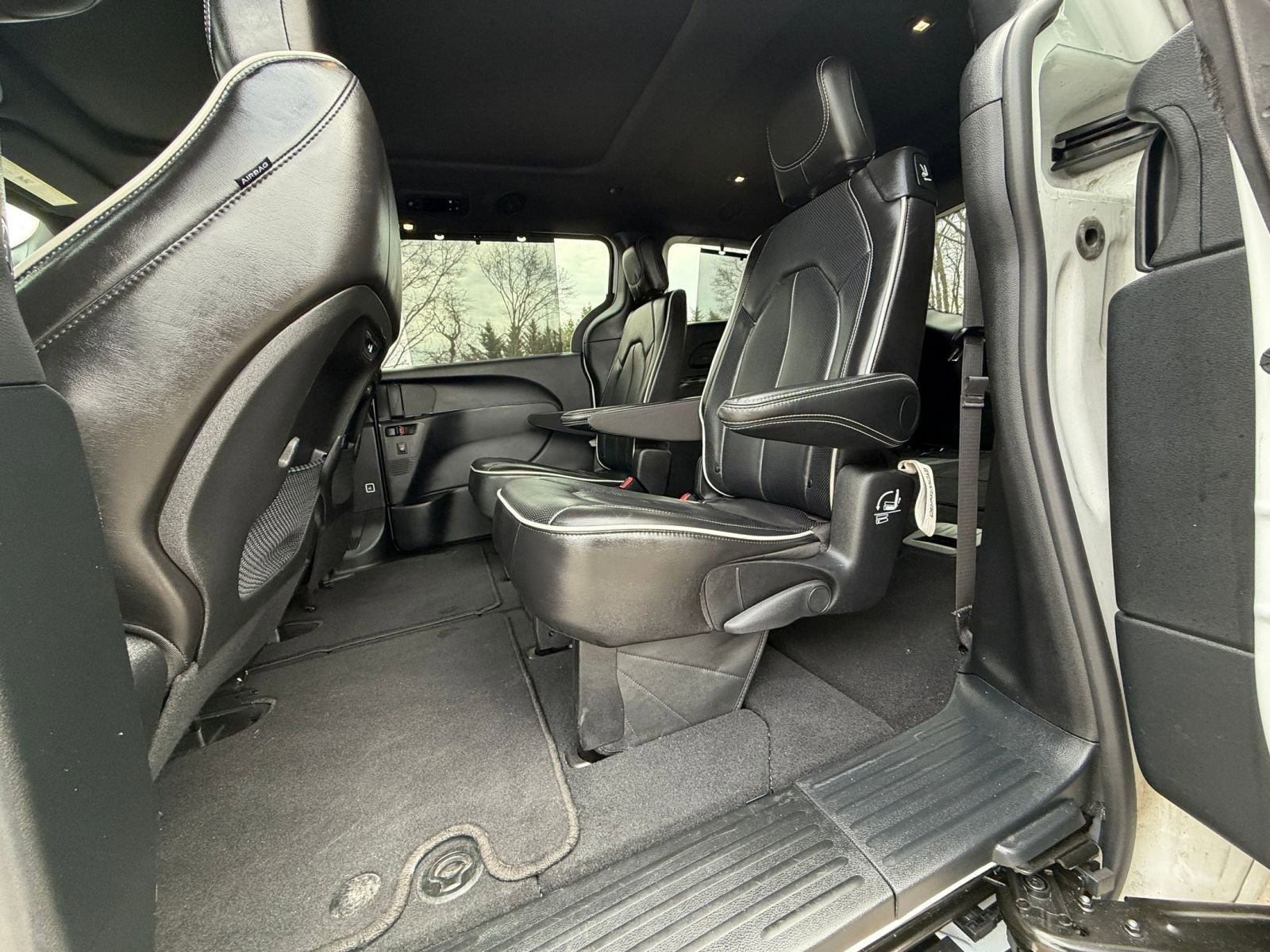 Thumbnail: 2025 Chrysler Pacifica - 28