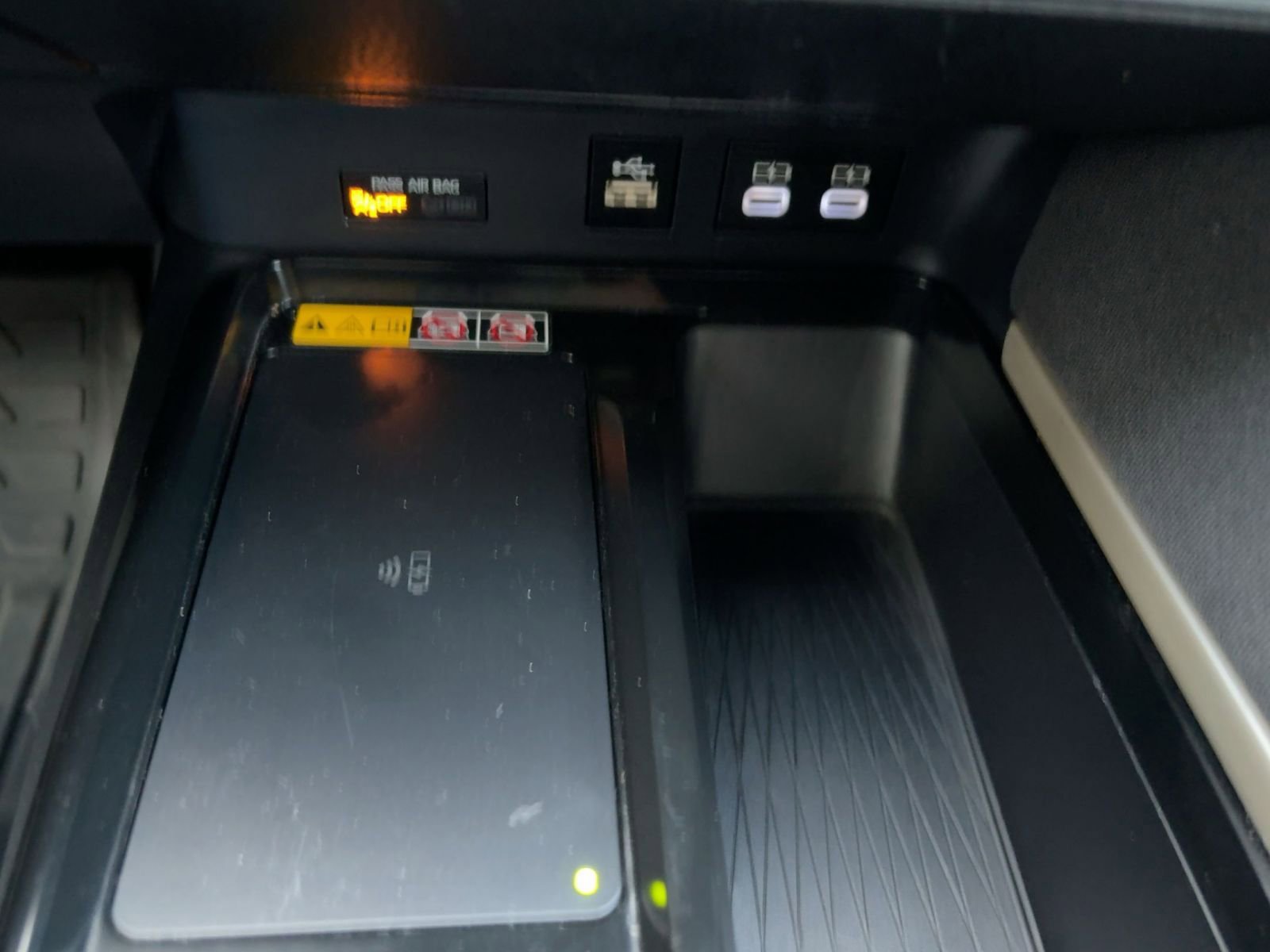 Thumbnail: 2025 Toyota Camry - 27