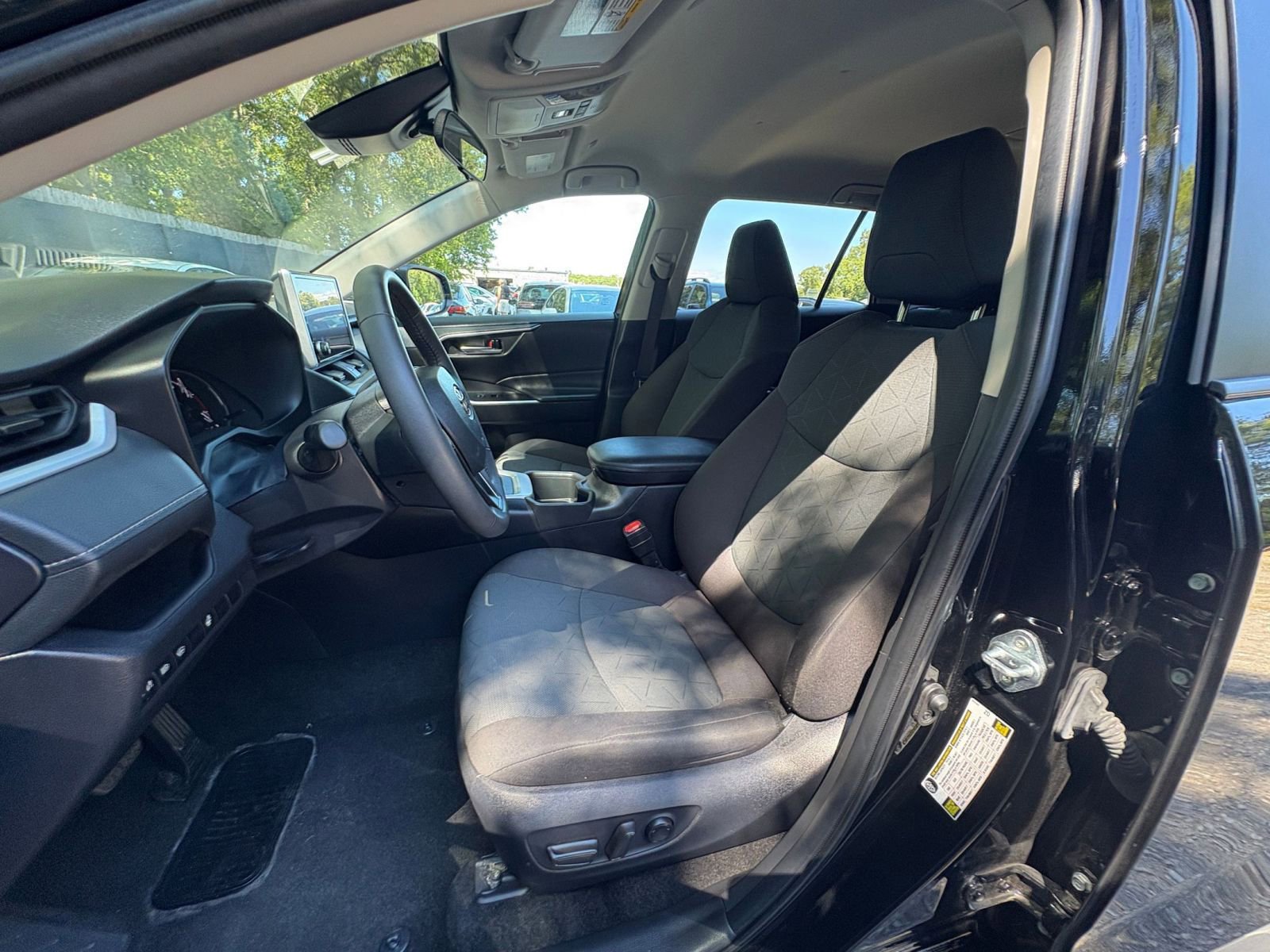 Thumbnail: 2024 Toyota RAV4 - 23