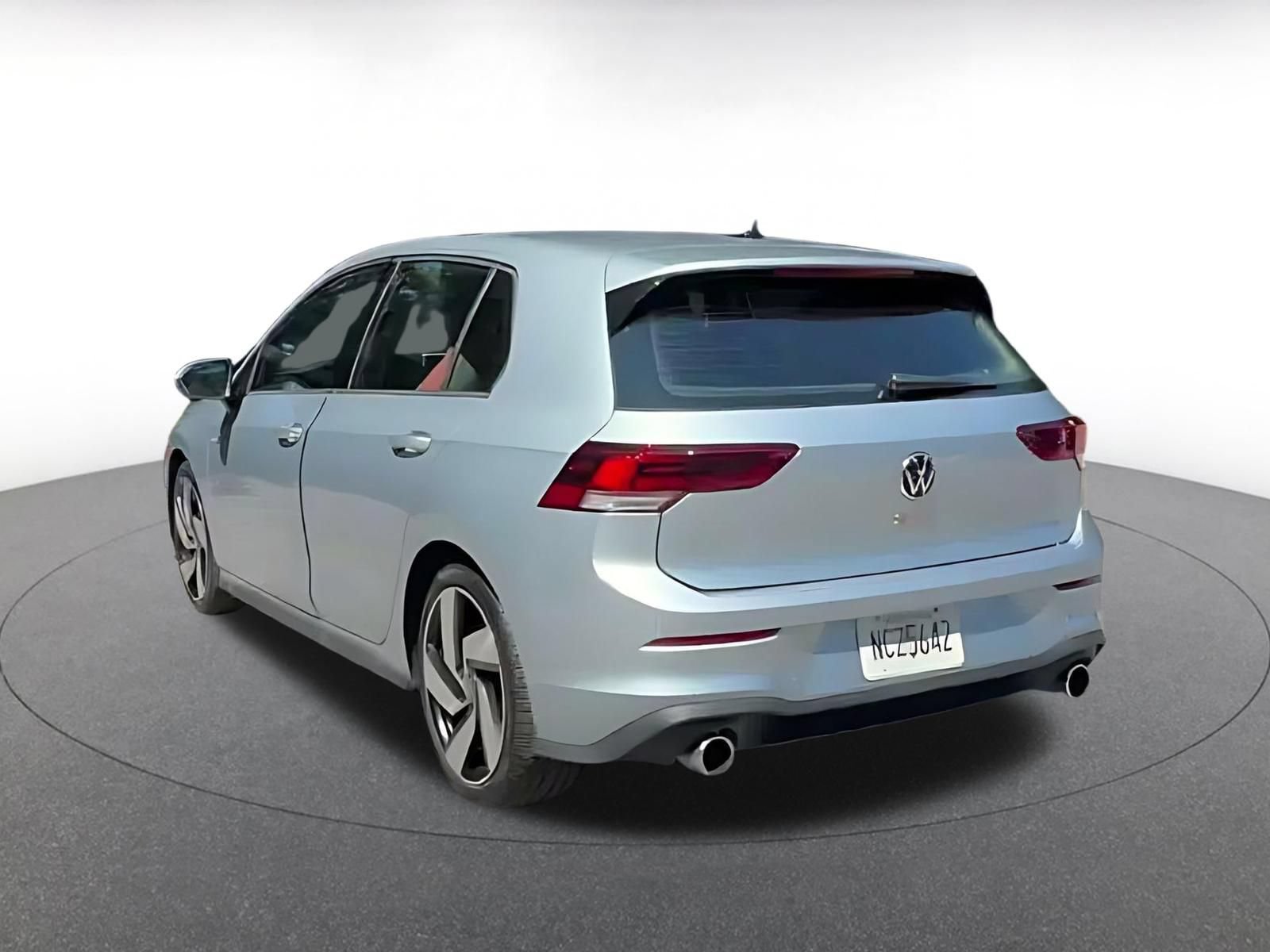 Thumbnail: 2026 Volkswagen Golf - 9