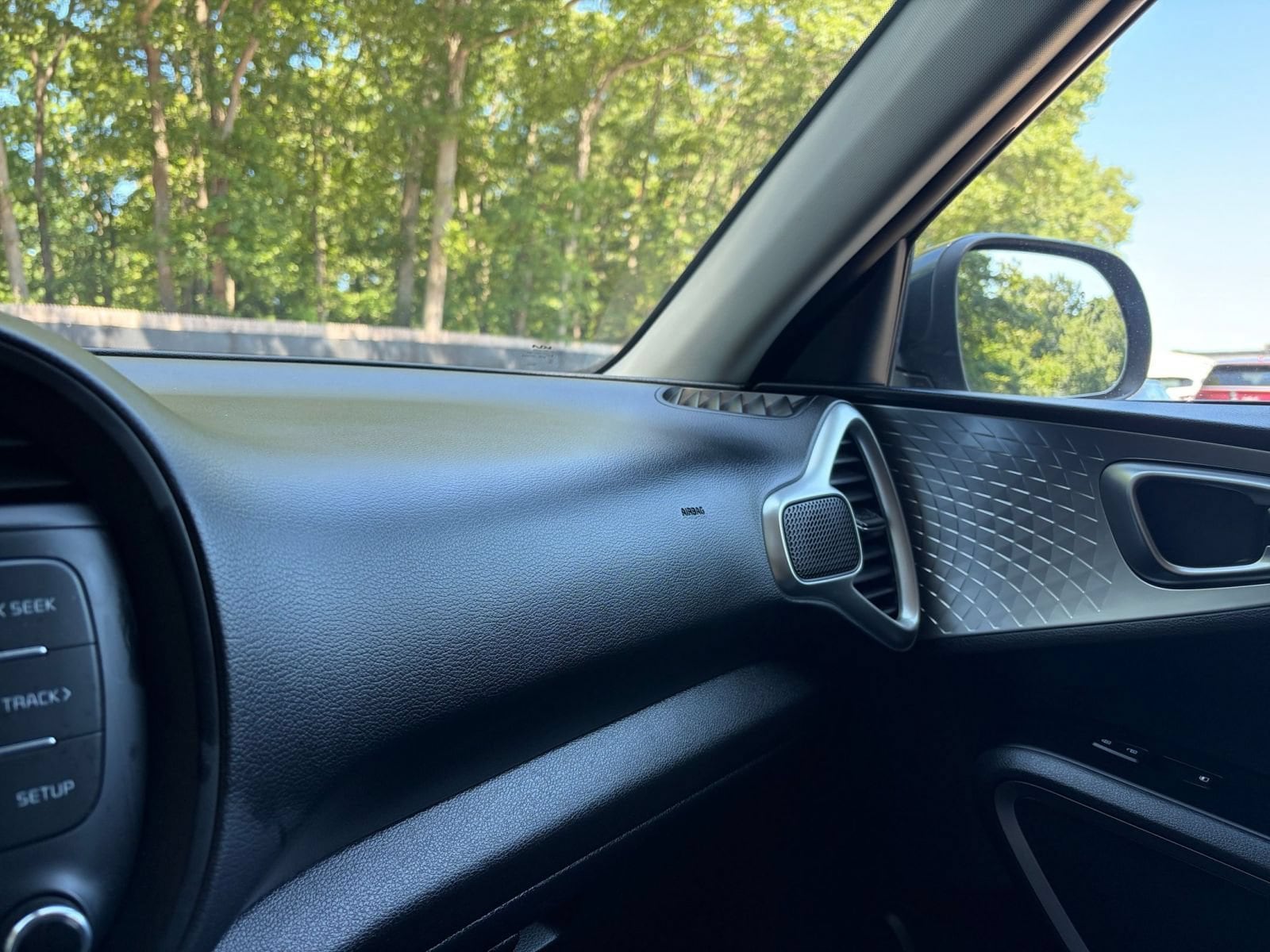 Thumbnail: 2025 Kia Soul - 33