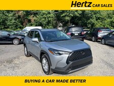 2023 Toyota Corolla Cross LE -
                Smithtown, NY