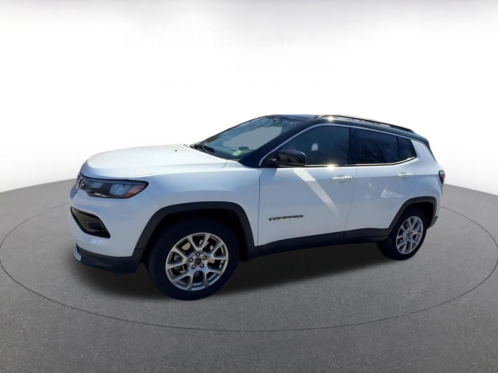 Thumbnail: 2025 Jeep Compass - 8
