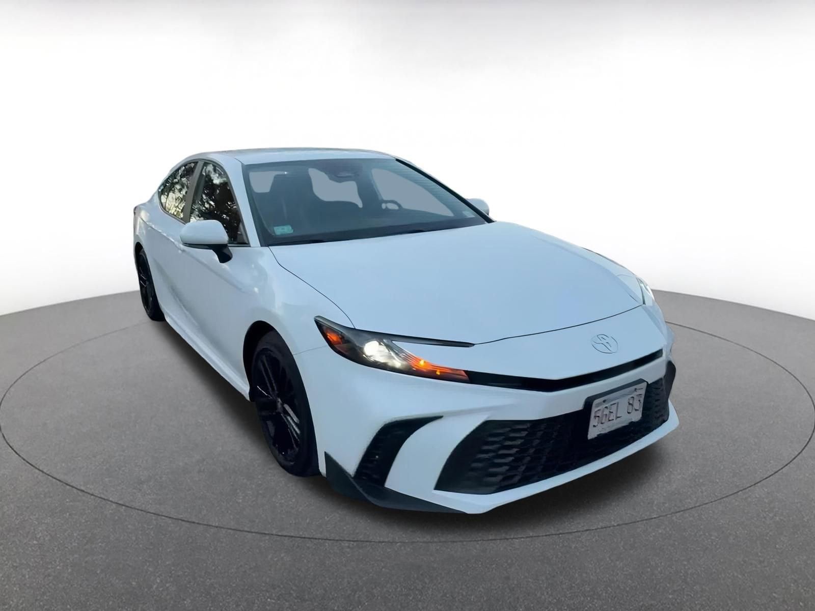 Thumbnail: 2025 Toyota Camry - 3