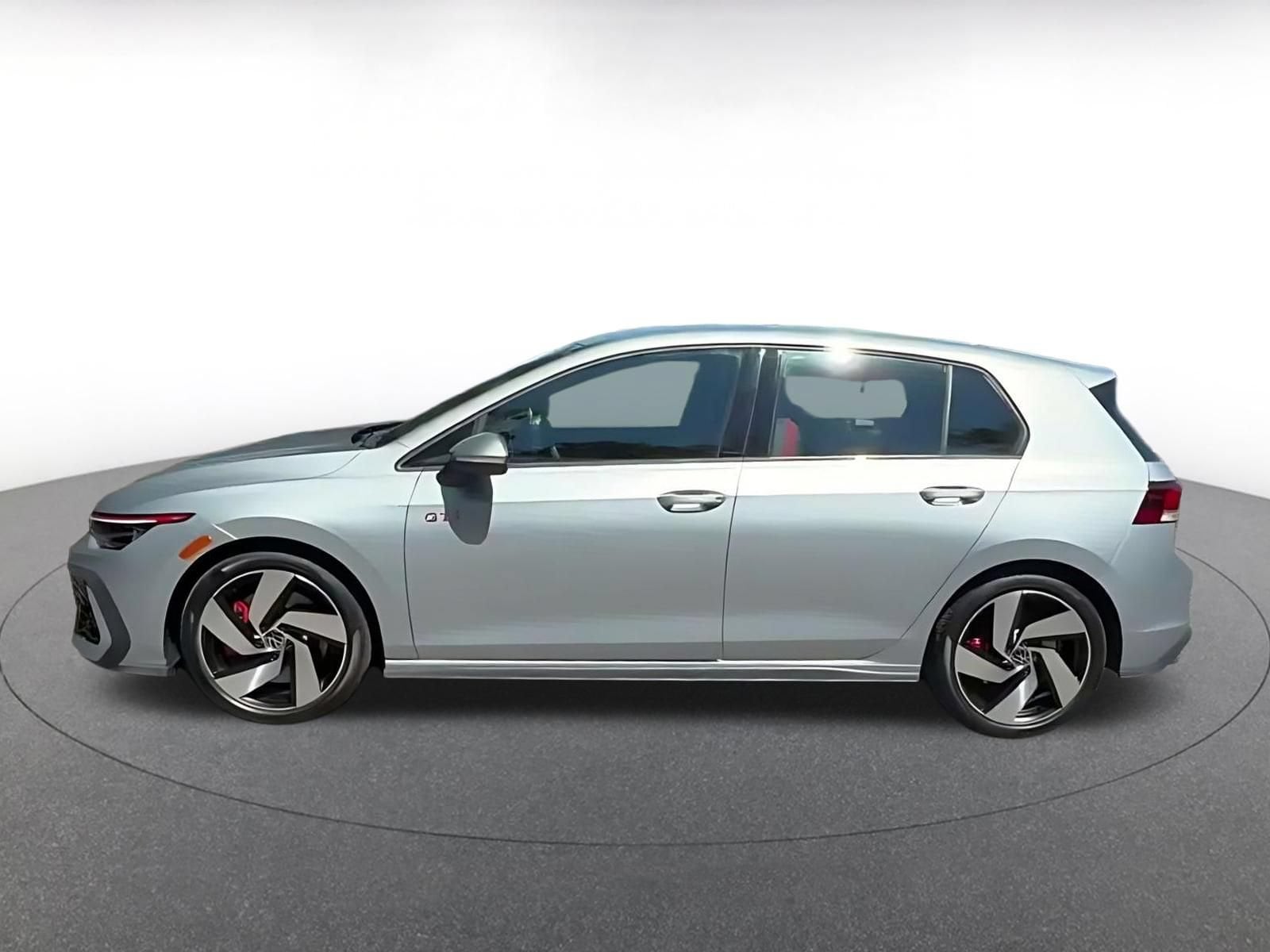 Thumbnail: 2026 Volkswagen Golf - 7