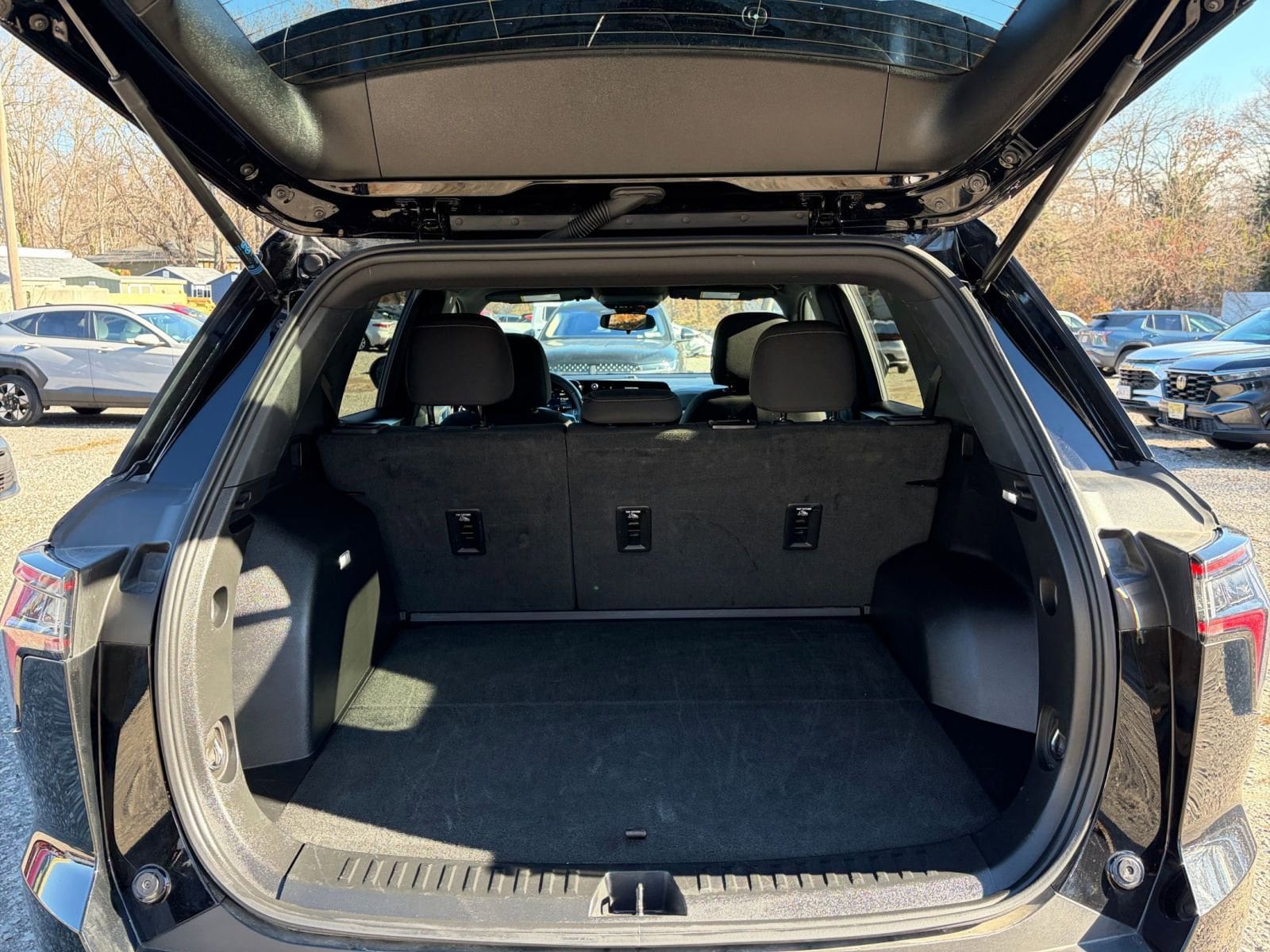 Thumbnail: 2025 Chevrolet Equinox - 30