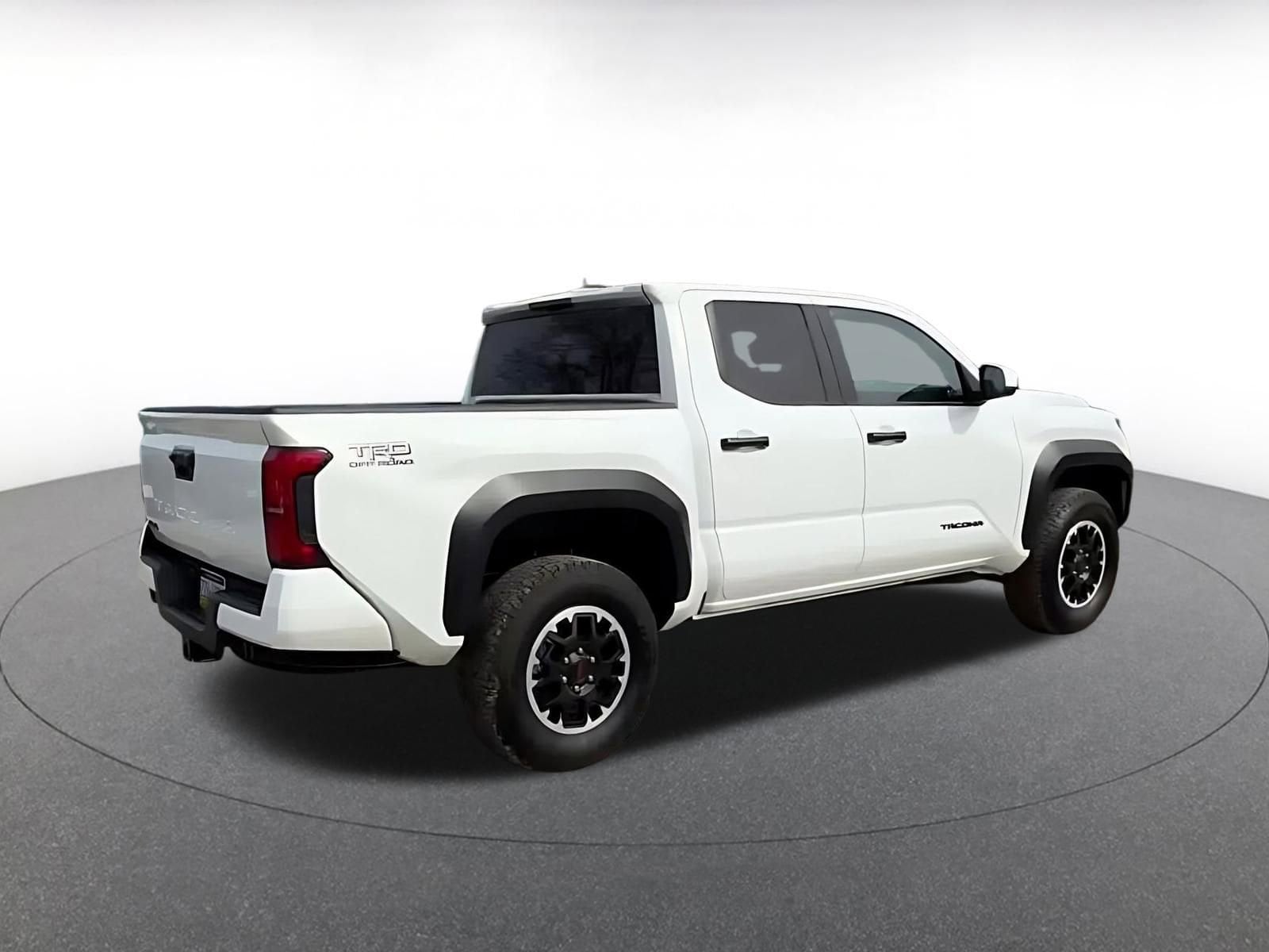 Thumbnail: 2025 Toyota Tacoma - 15