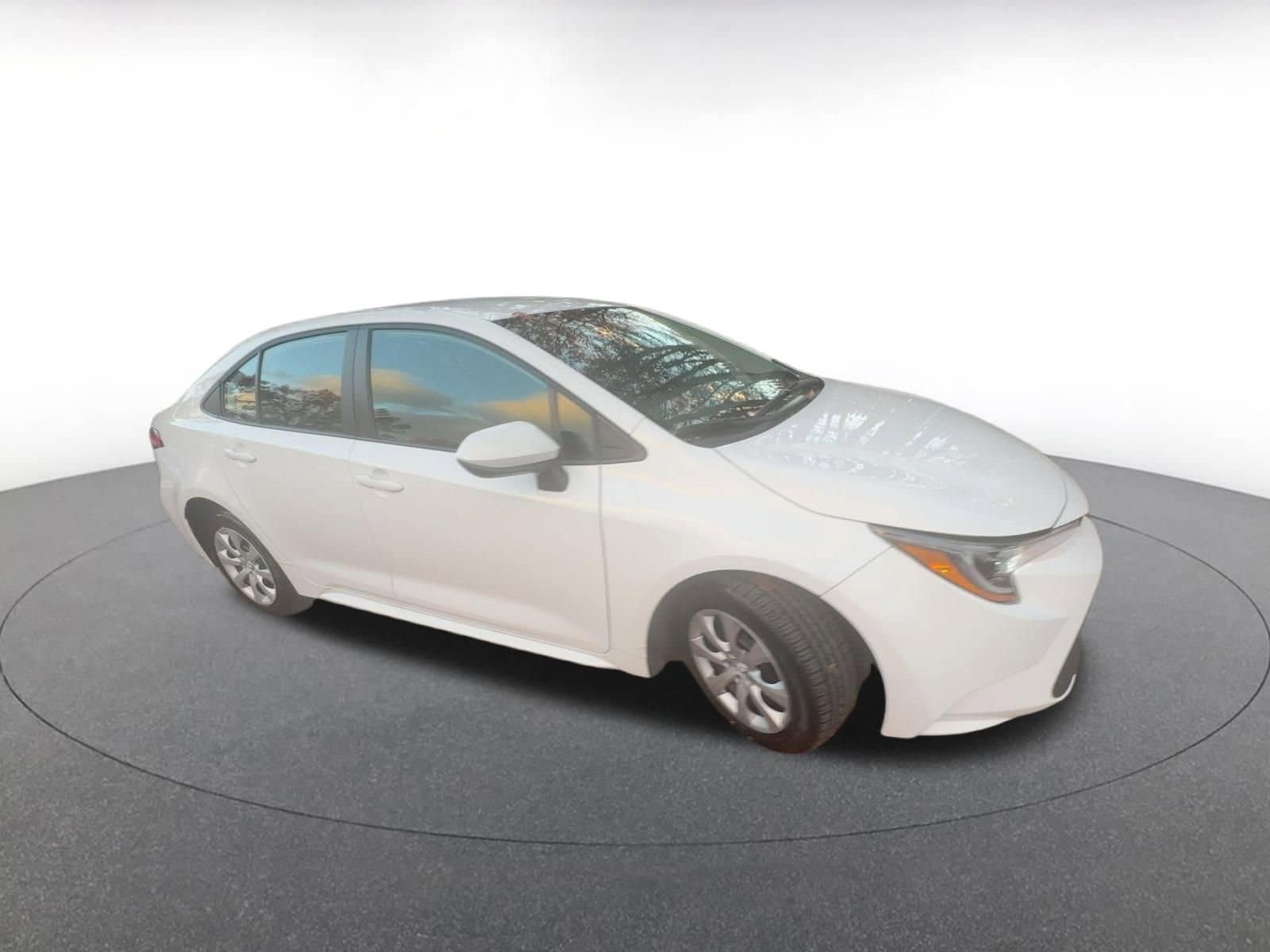 Thumbnail: 2025 Toyota Corolla - 1