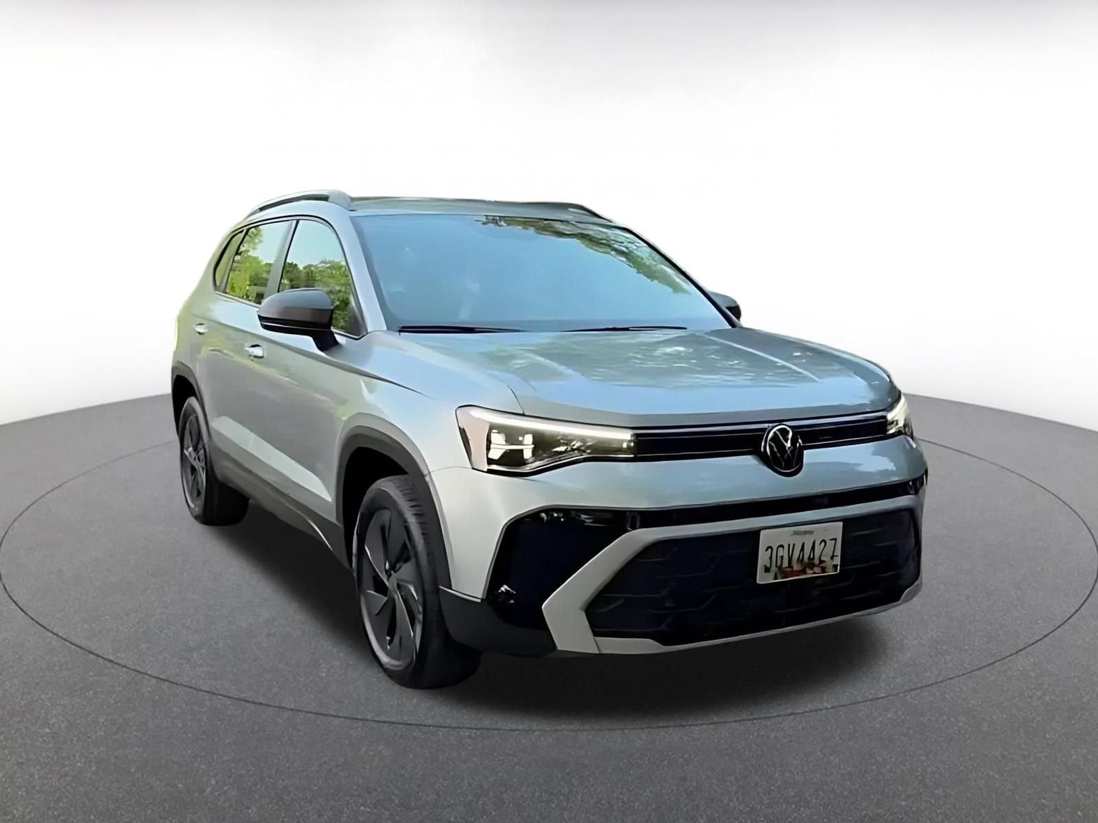 Thumbnail: 2026 Volkswagen Taos - 3