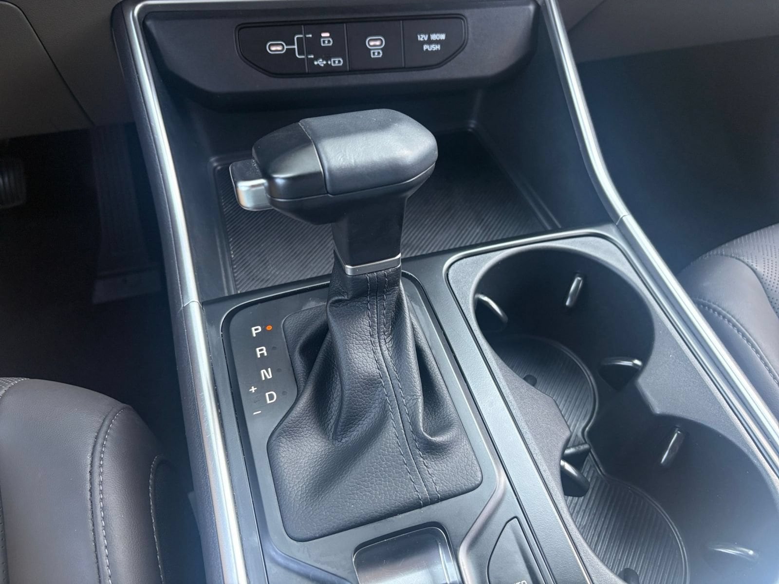 2026 Kia Carnival 40