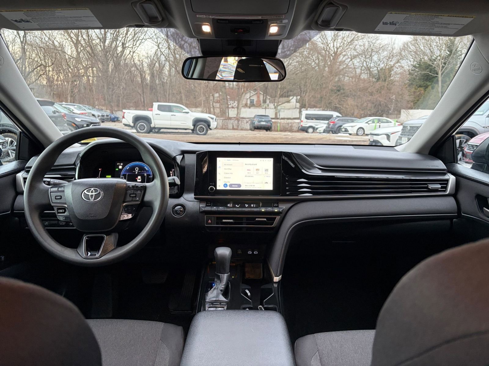 Thumbnail: 2025 Toyota Camry - 32