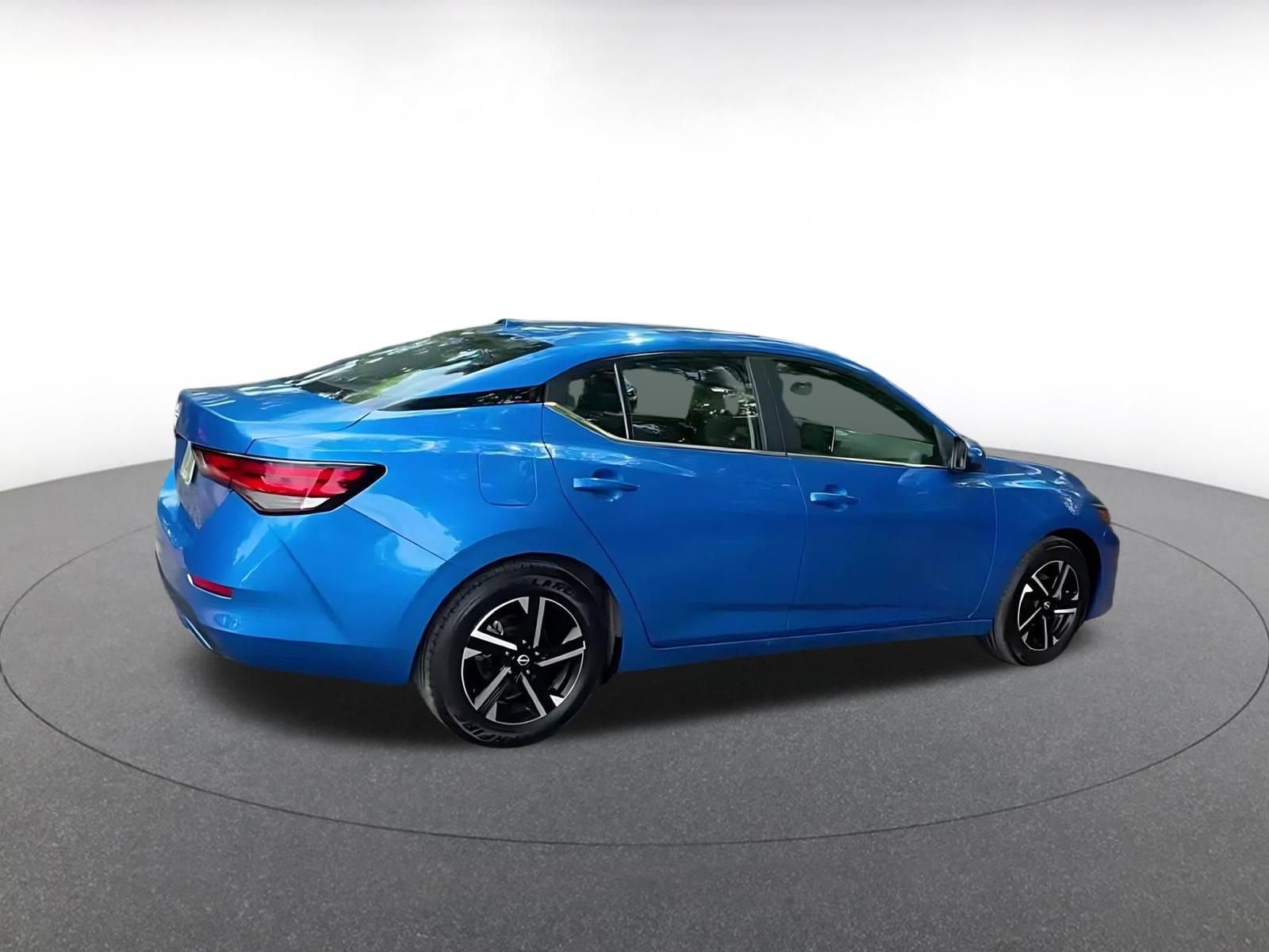Thumbnail: 2025 Nissan Sentra - 14