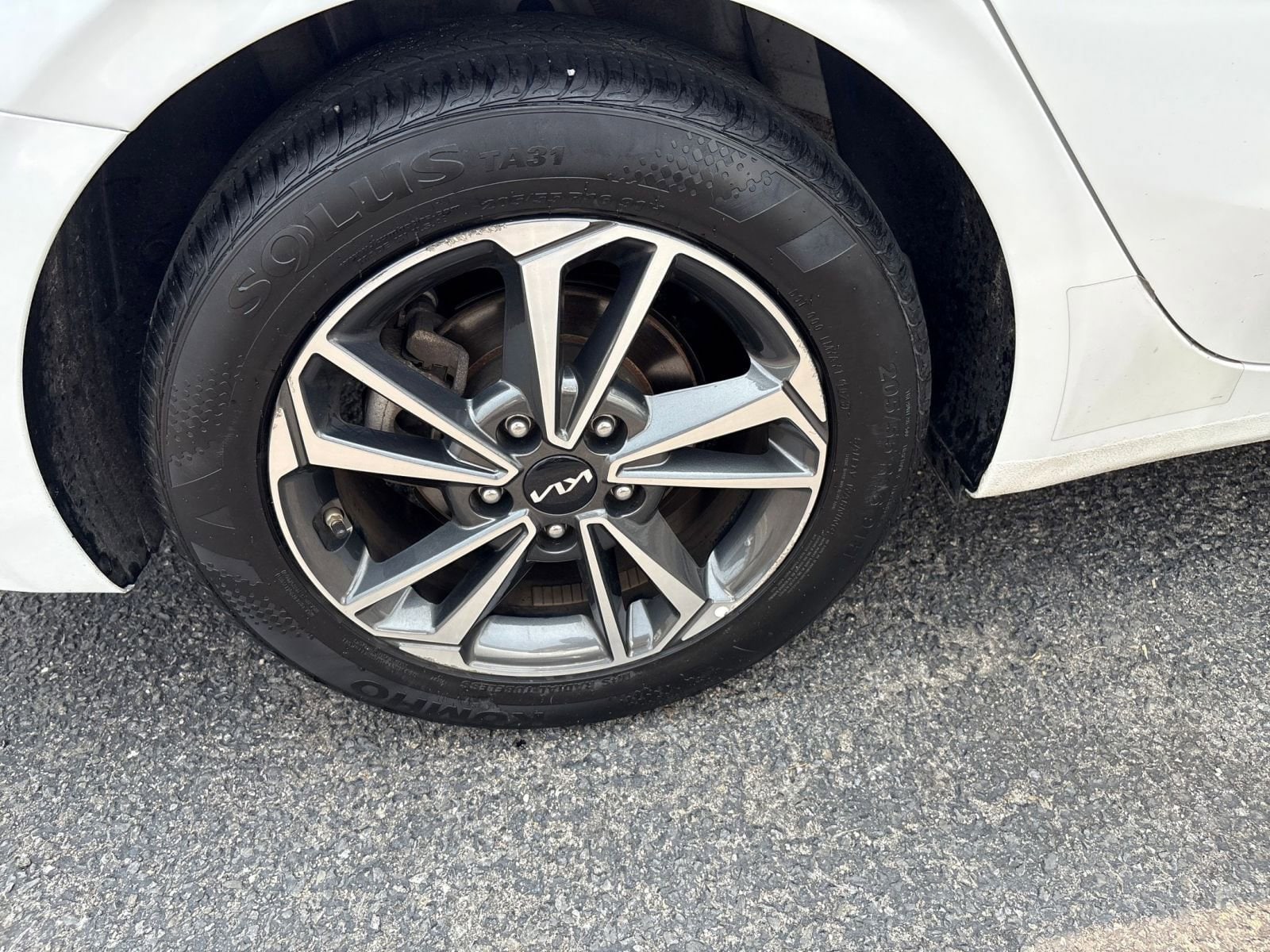 2023 Kia Forte LXS 15