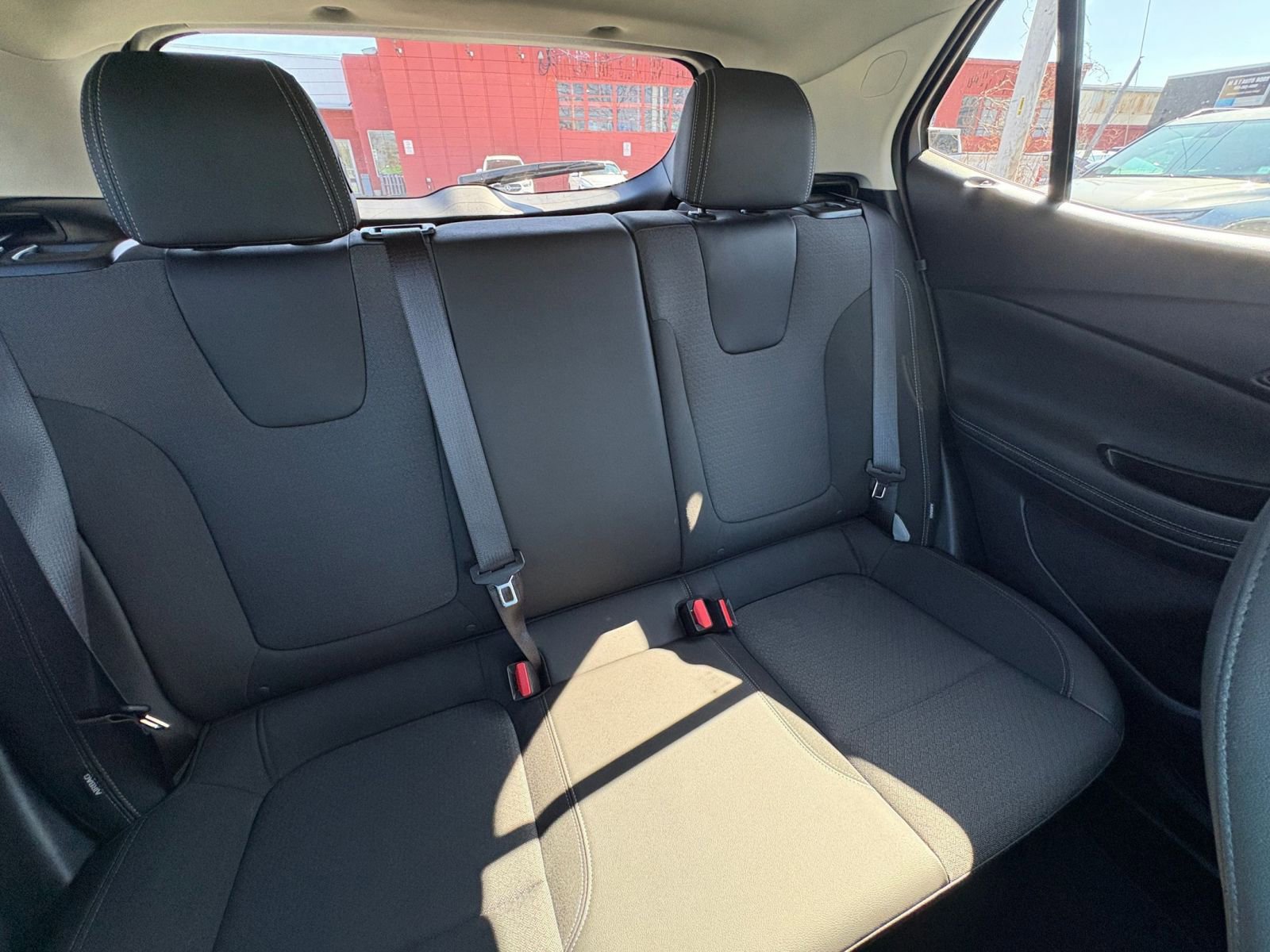 Thumbnail: 2025 Buick Encore GX - 35