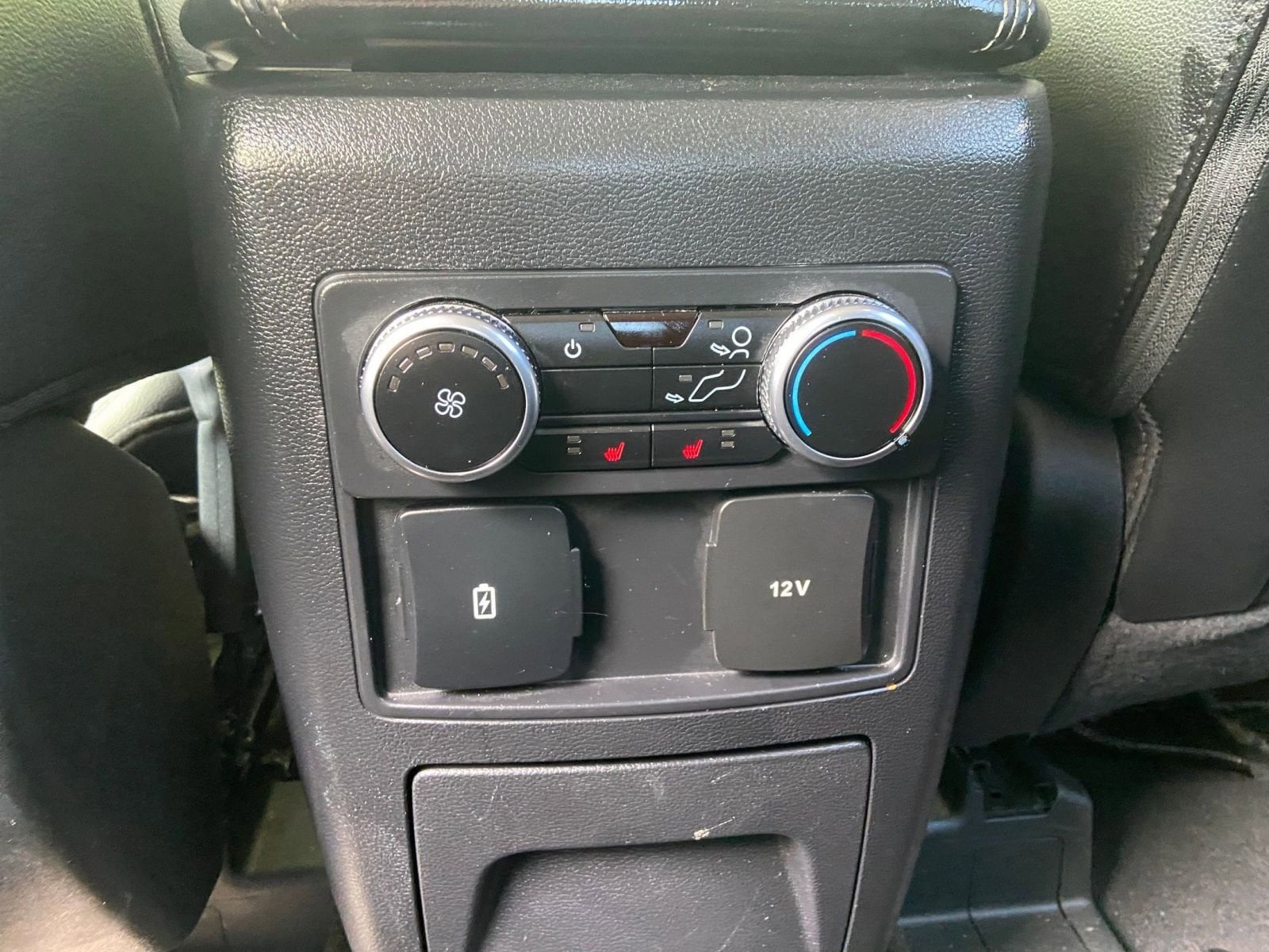 Thumbnail: 2024 Ford Explorer - 24