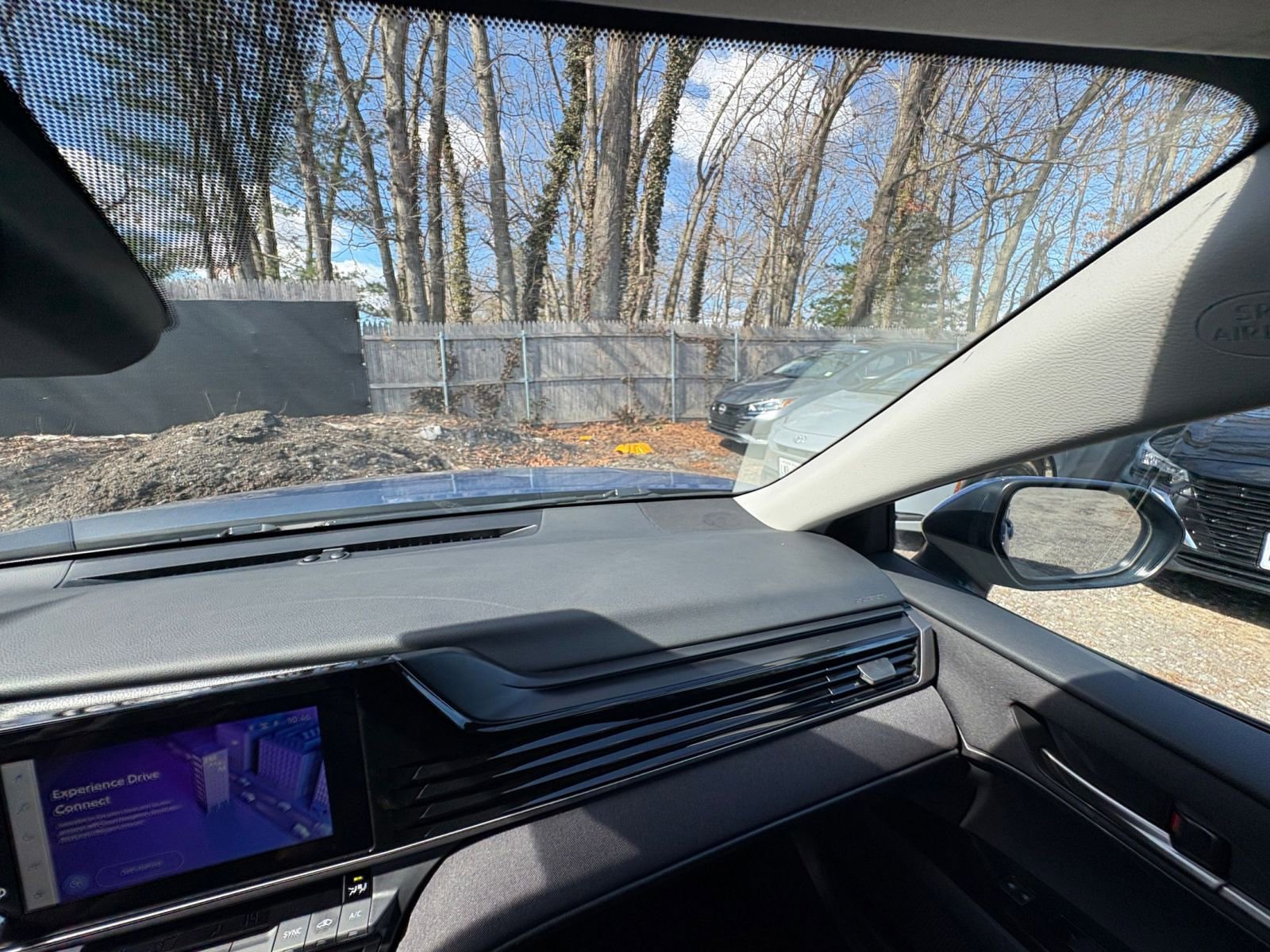 Thumbnail: 2025 Toyota Camry - 32