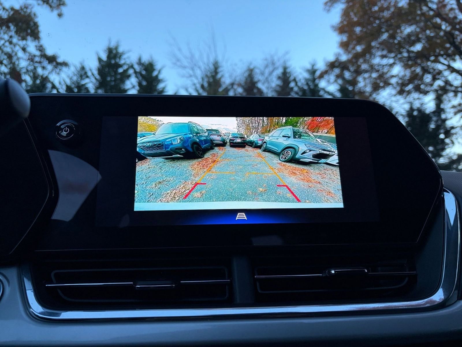 Thumbnail: 2025 Chevrolet Trax - 17