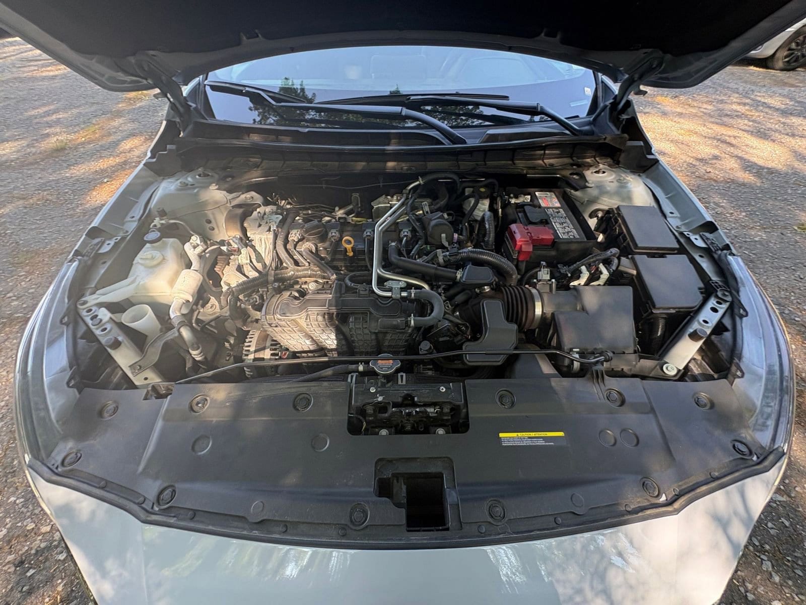 2024 Nissan Altima SR 28