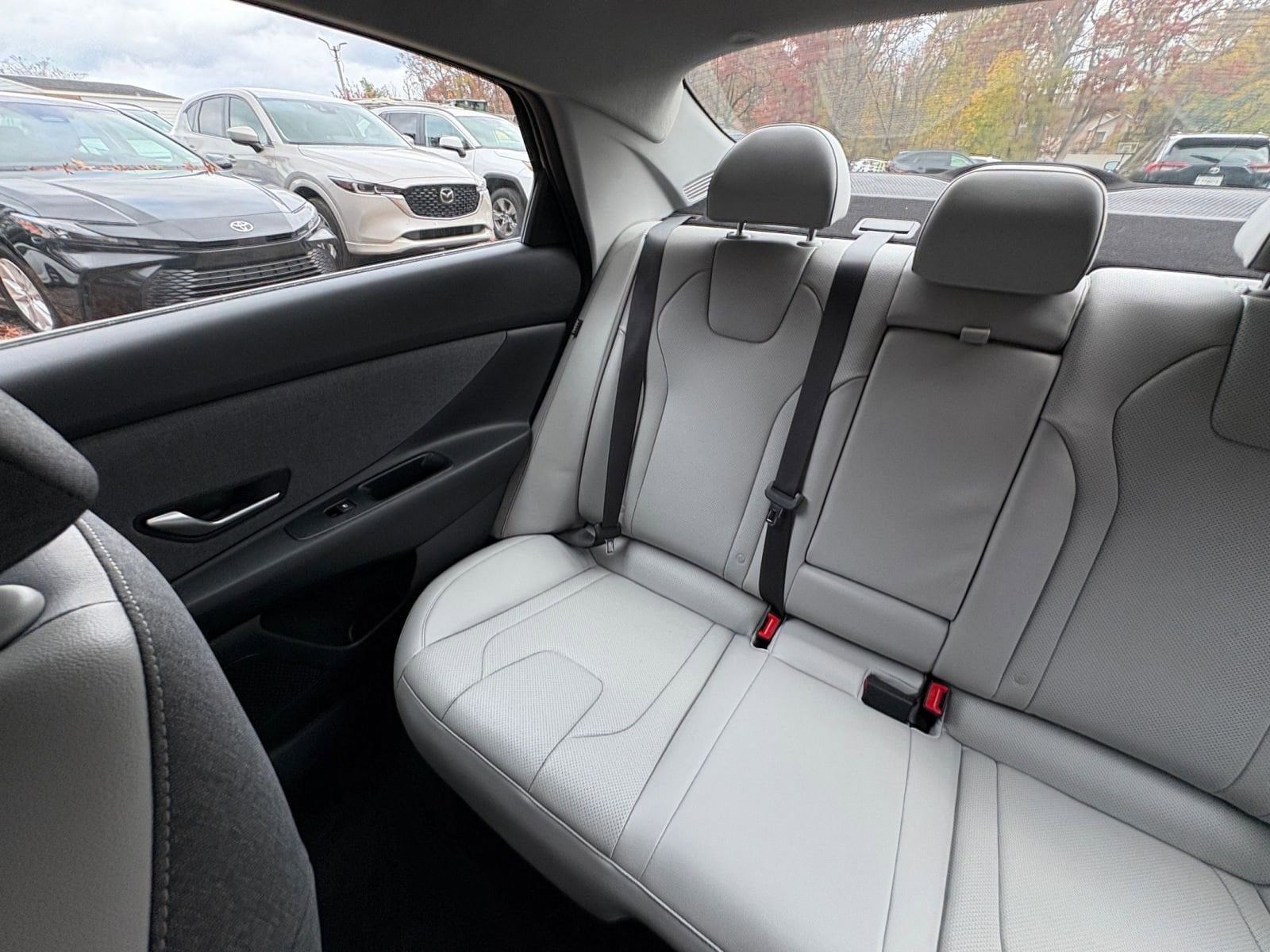 Thumbnail: 2025 Hyundai Elantra - 35