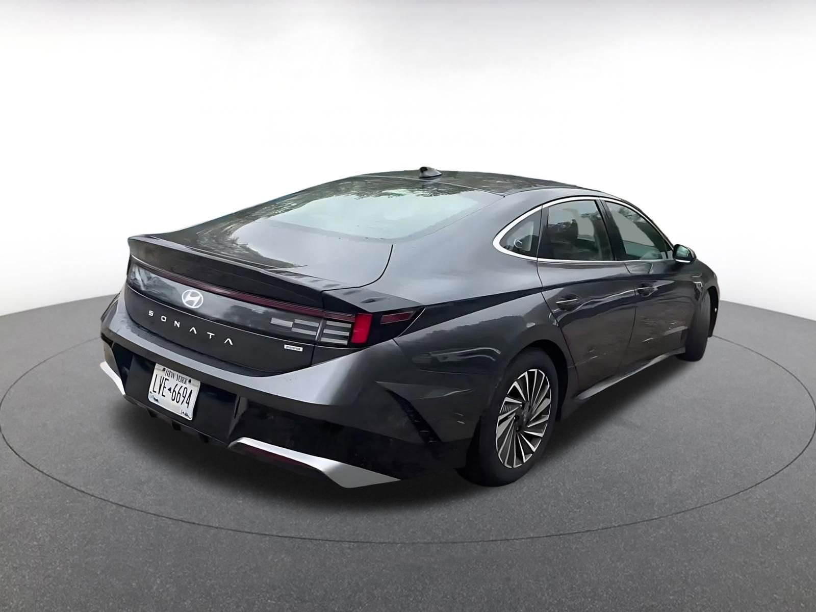 Thumbnail: 2025 Hyundai Sonata - 14