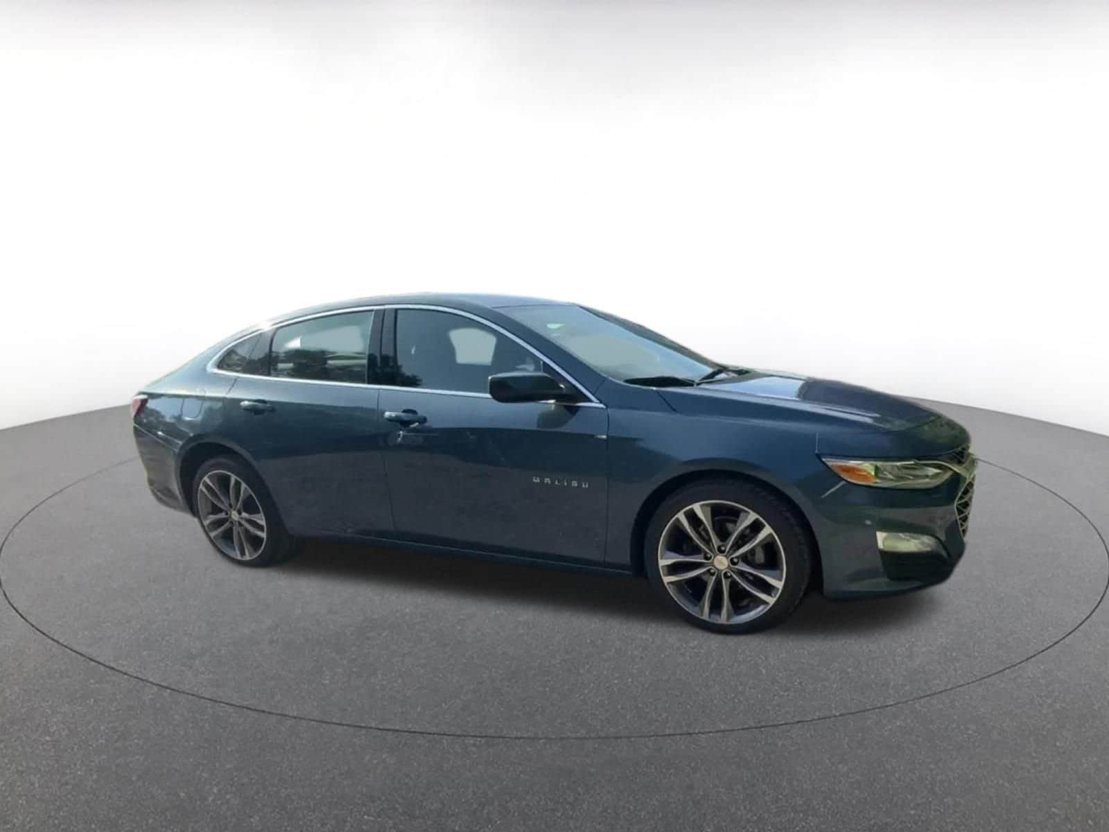 Thumbnail: 2024 Chevrolet Malibu - 2