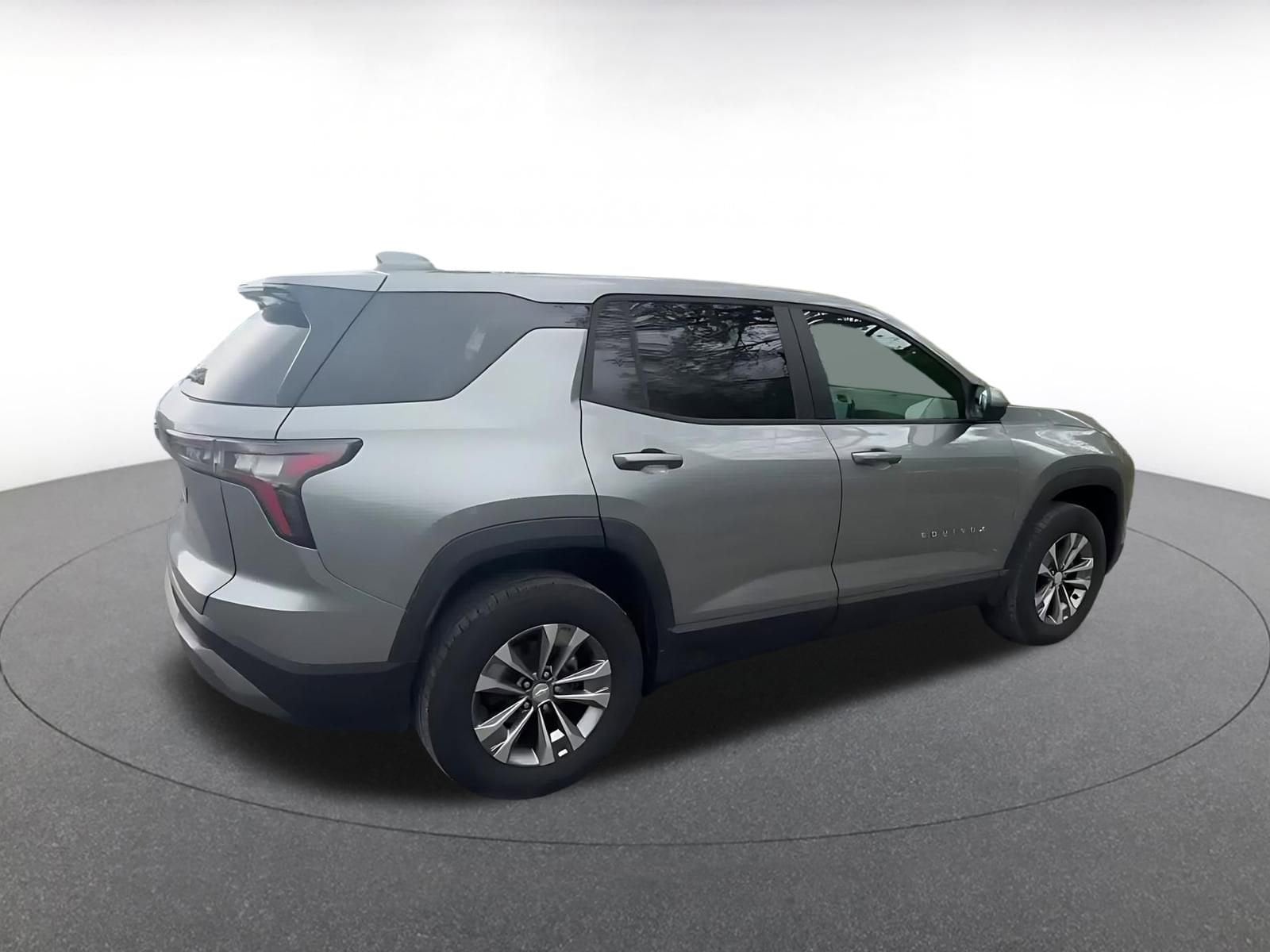 Thumbnail: 2025 Chevrolet Equinox - 14