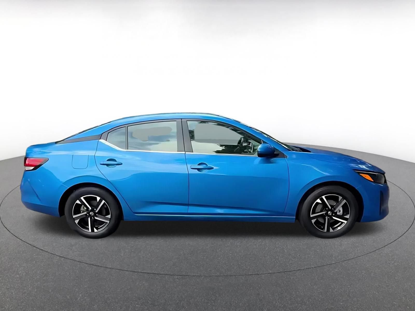 Thumbnail: 2025 Nissan Sentra - 13