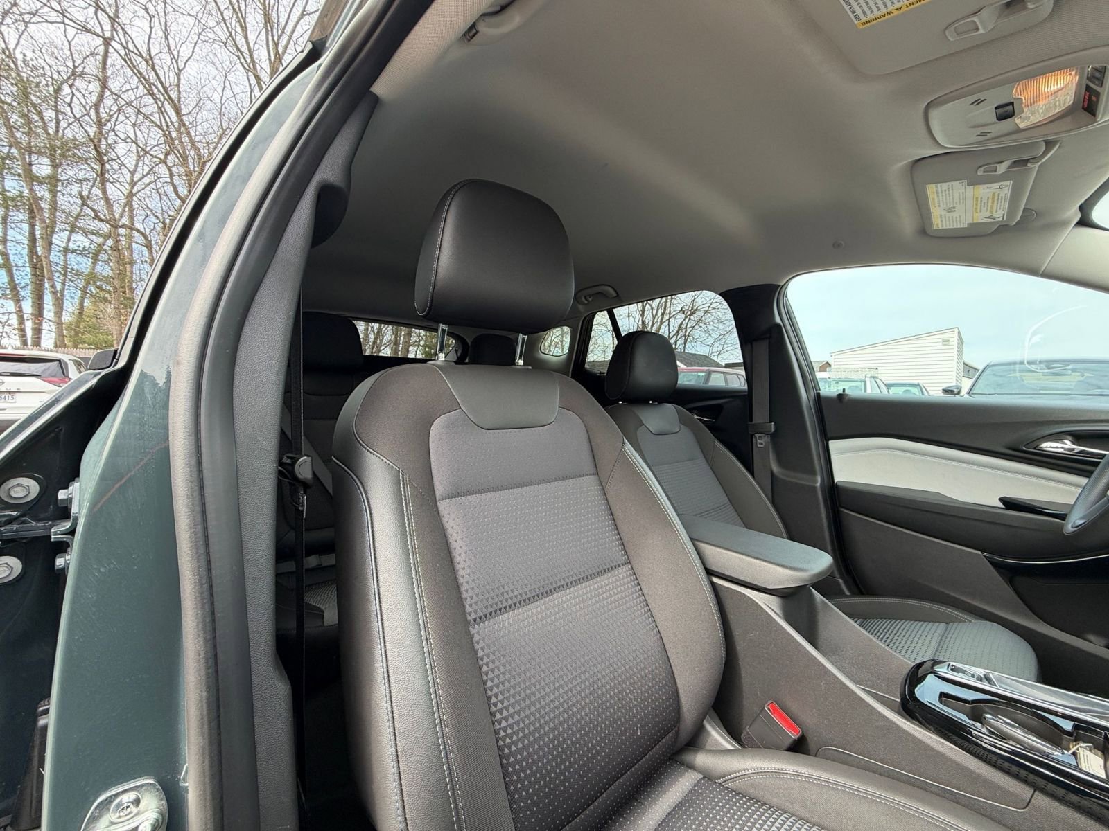 Thumbnail: 2025 Chevrolet Trax - 34