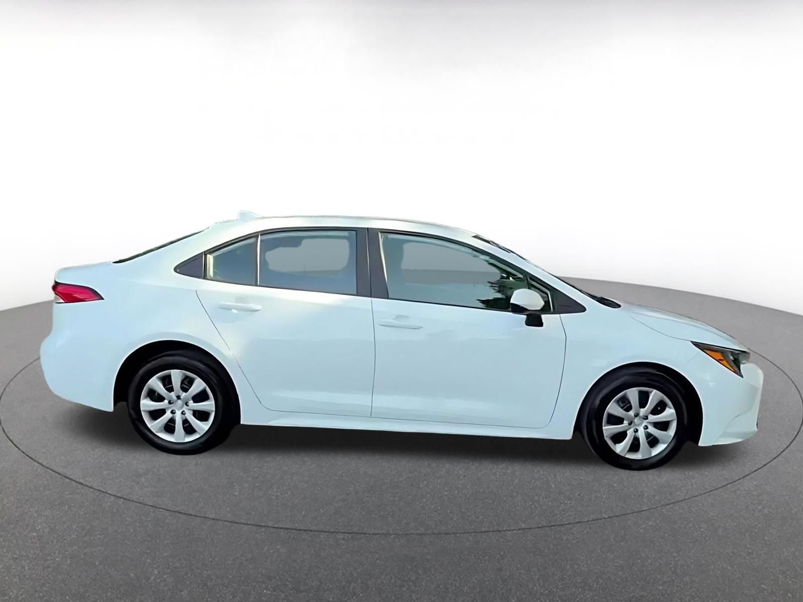Thumbnail: 2025 Toyota Corolla - 16