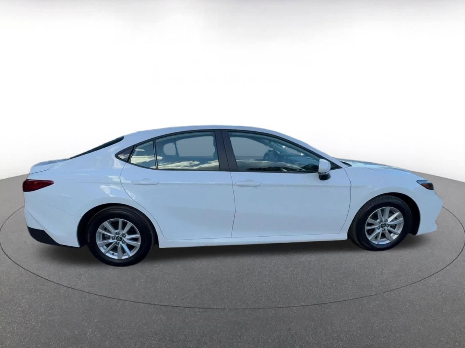 Thumbnail: 2025 Toyota Camry - 16