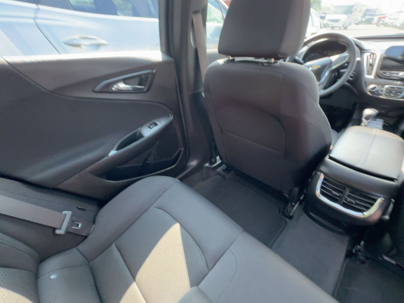 Thumbnail: 2024 Chevrolet Malibu - 21