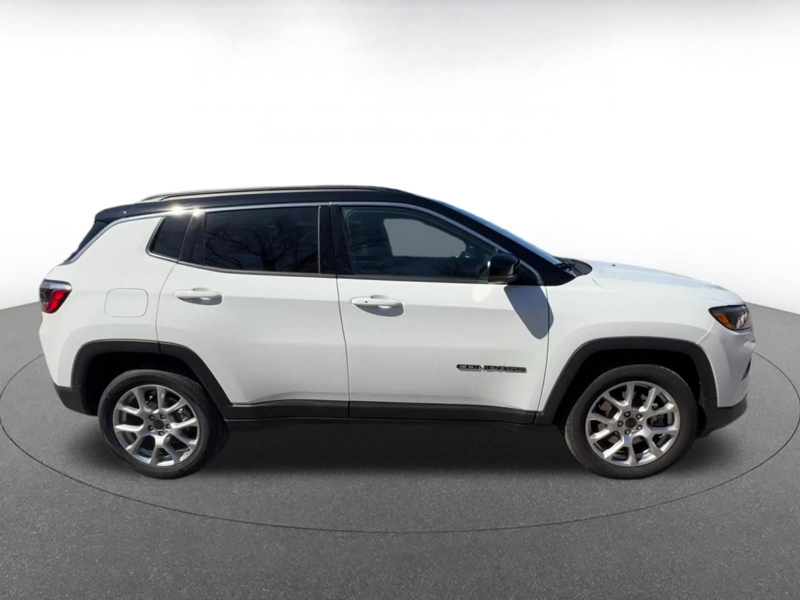 Thumbnail: 2025 Jeep Compass - 16