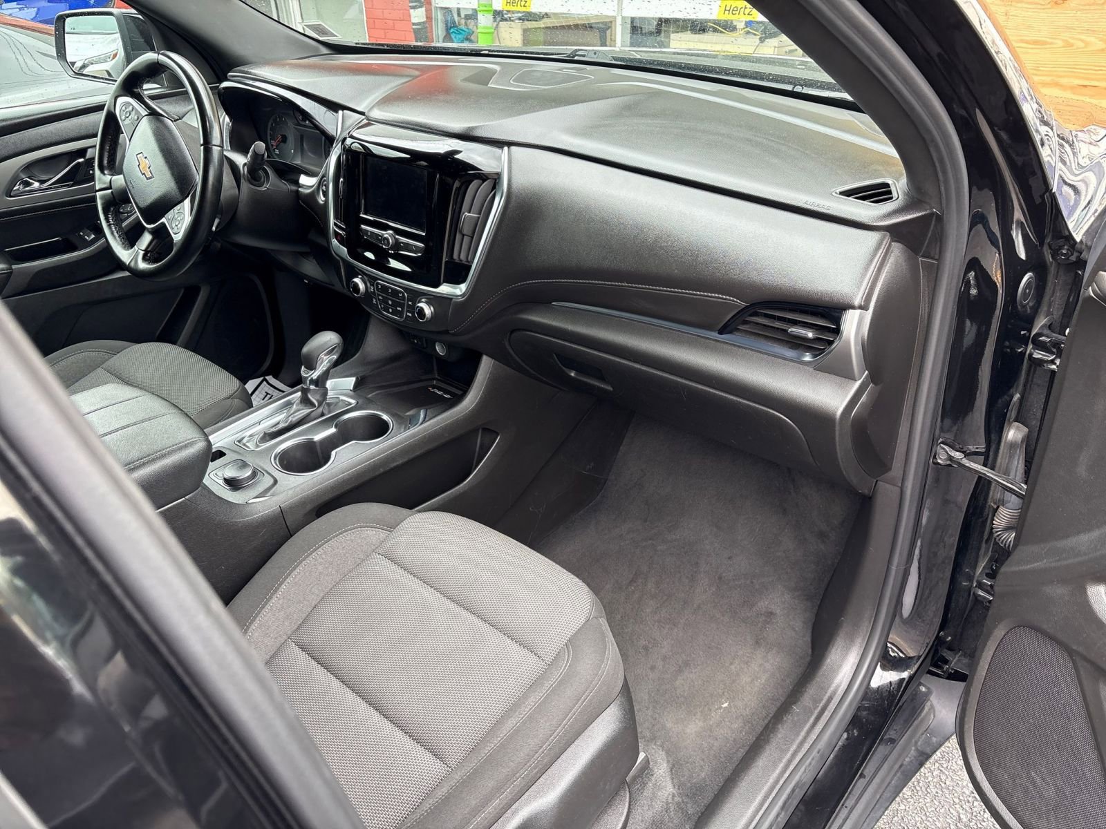 Thumbnail: 2023 Chevrolet Traverse - 23