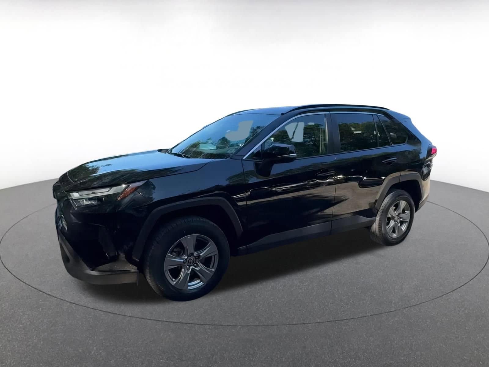 Thumbnail: 2024 Toyota RAV4 - 8