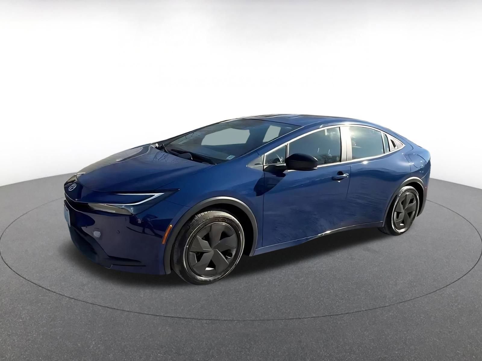 Thumbnail: 2025 Toyota Prius - 8