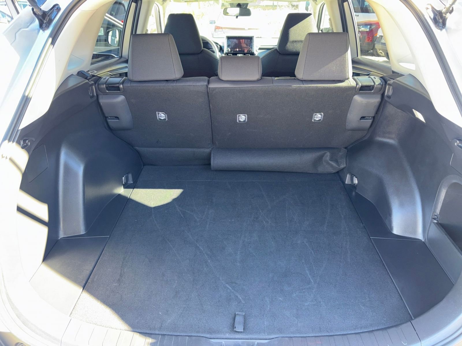 Thumbnail: 2025 Toyota RAV4 - 30