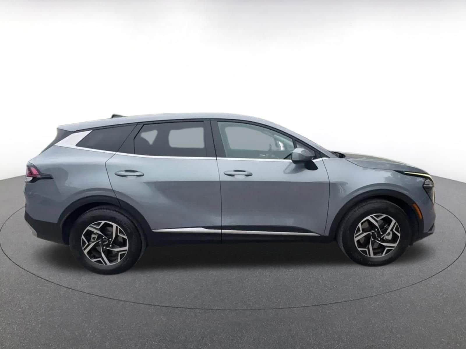 Thumbnail: 2025 Kia Sportage - 16