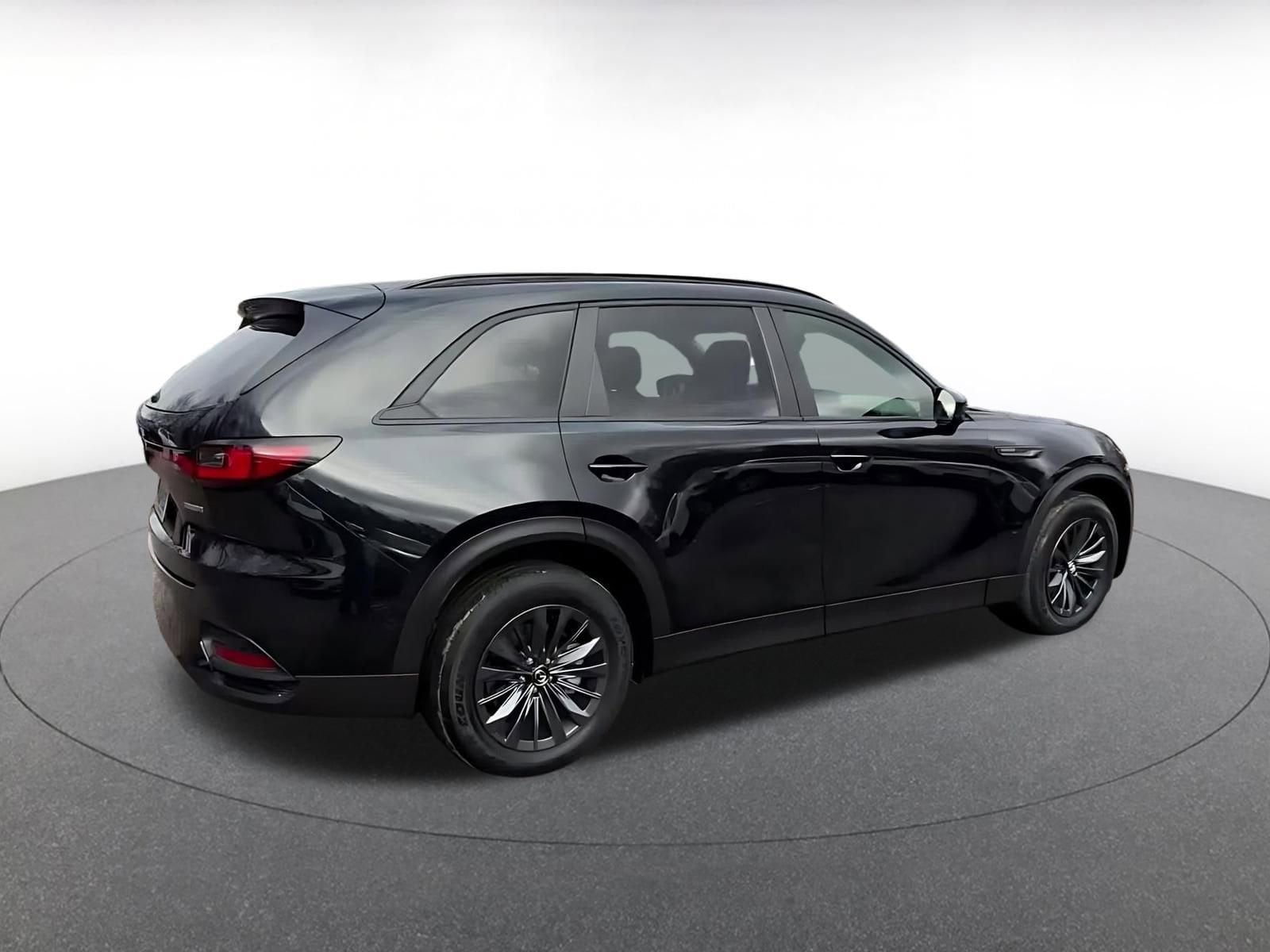 Thumbnail: 2025 Mazda CX-70 - 15