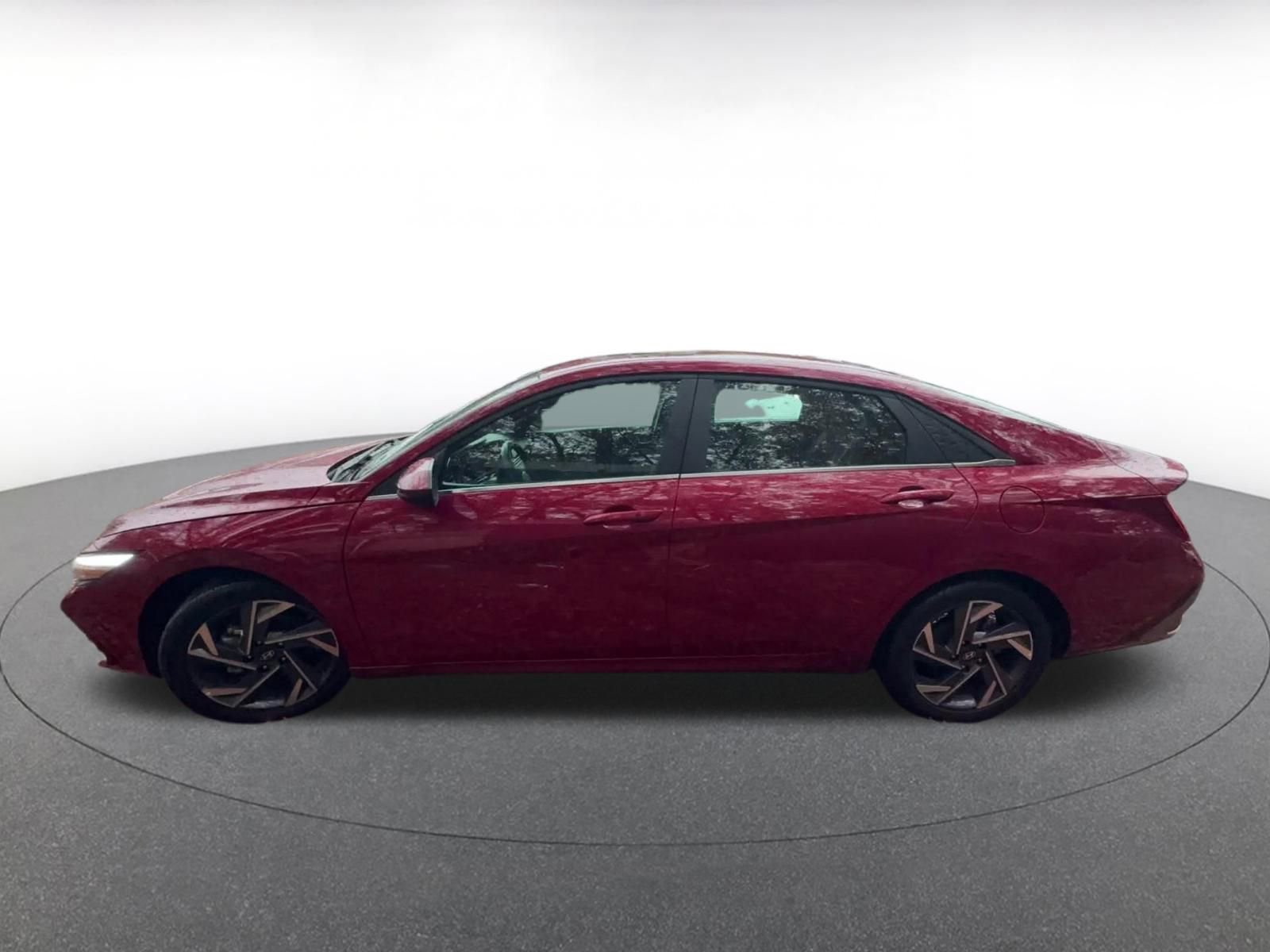 Thumbnail: 2025 Hyundai Elantra - 9