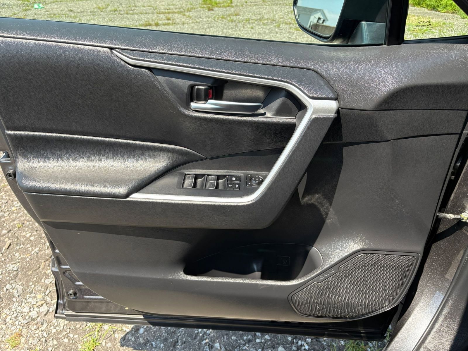 Thumbnail: 2024 Toyota RAV4 - 20