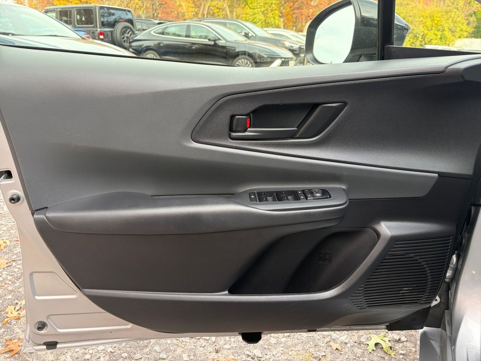 Thumbnail: 2025 Toyota Prius - 20