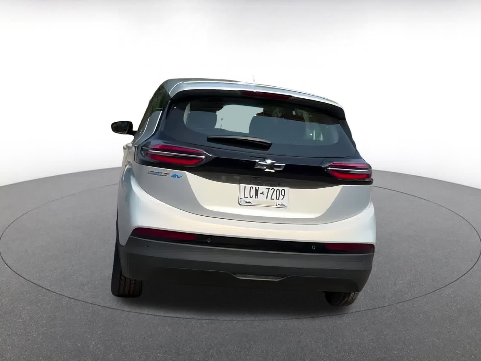 Thumbnail: 2023 Chevrolet Bolt EV - 12