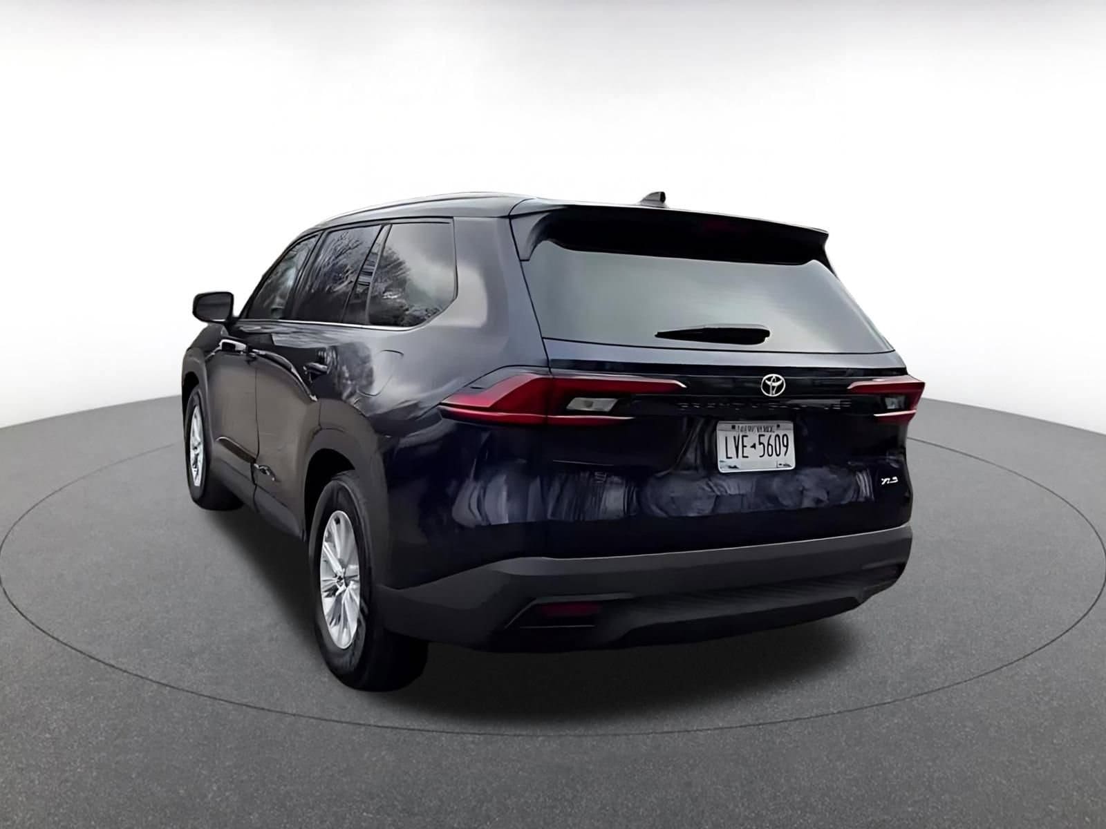 Thumbnail: 2025 Toyota Grand Highlander - 11